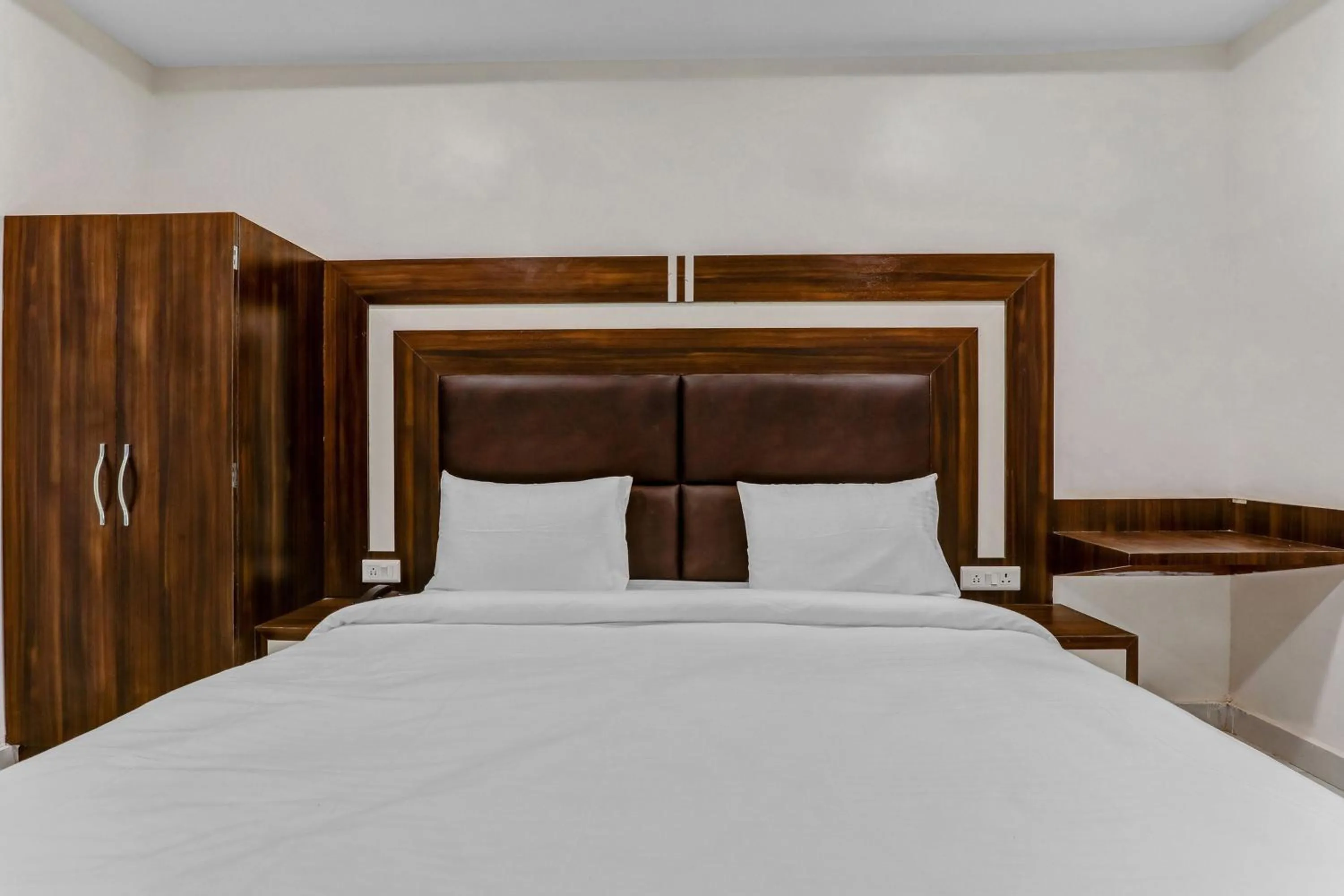 Bedroom, Bed in Collection O Yamuna Palace Near Gomti Riverfront Park