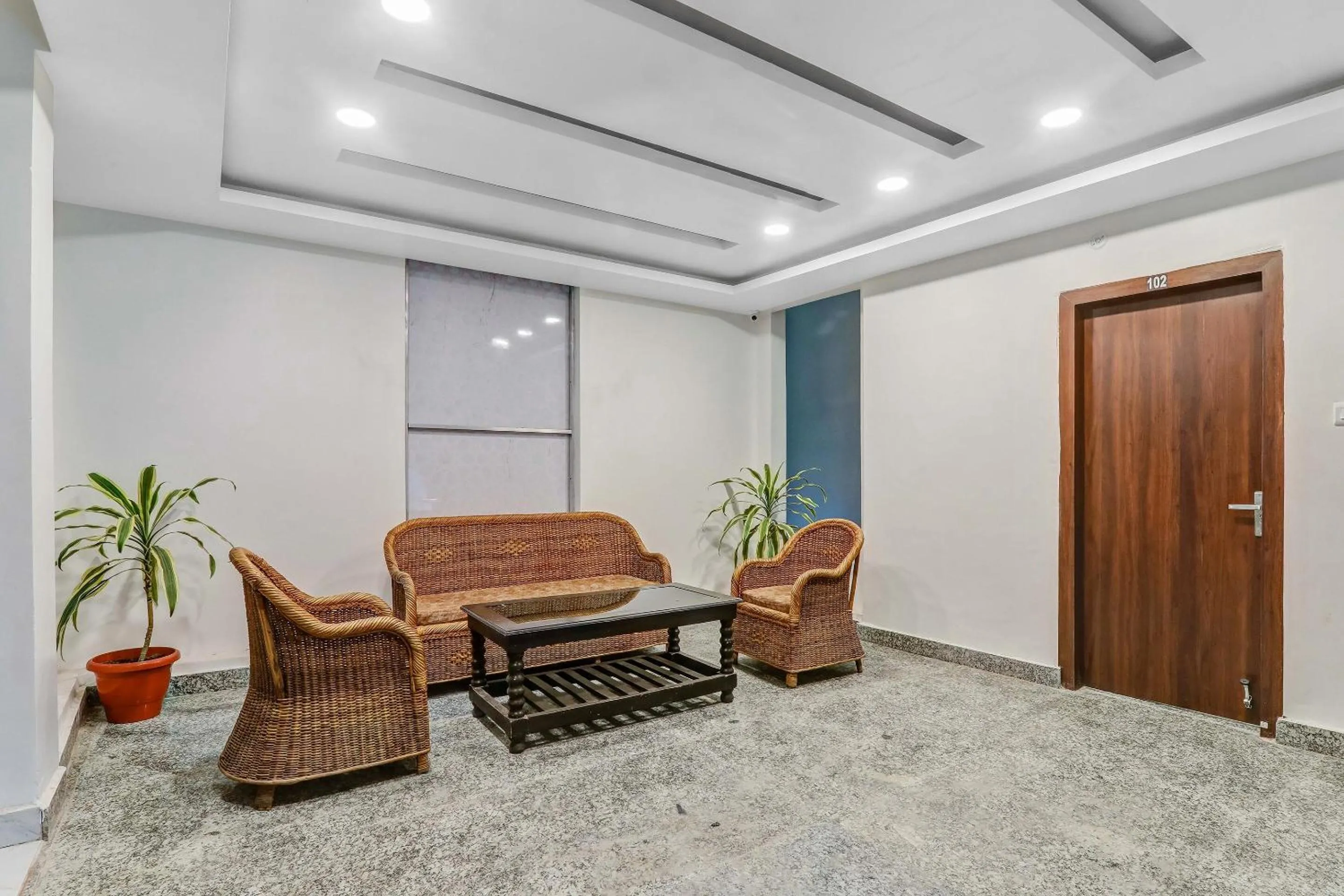 Lobby or reception in Collection O Yamuna Palace Near Gomti Riverfront Park