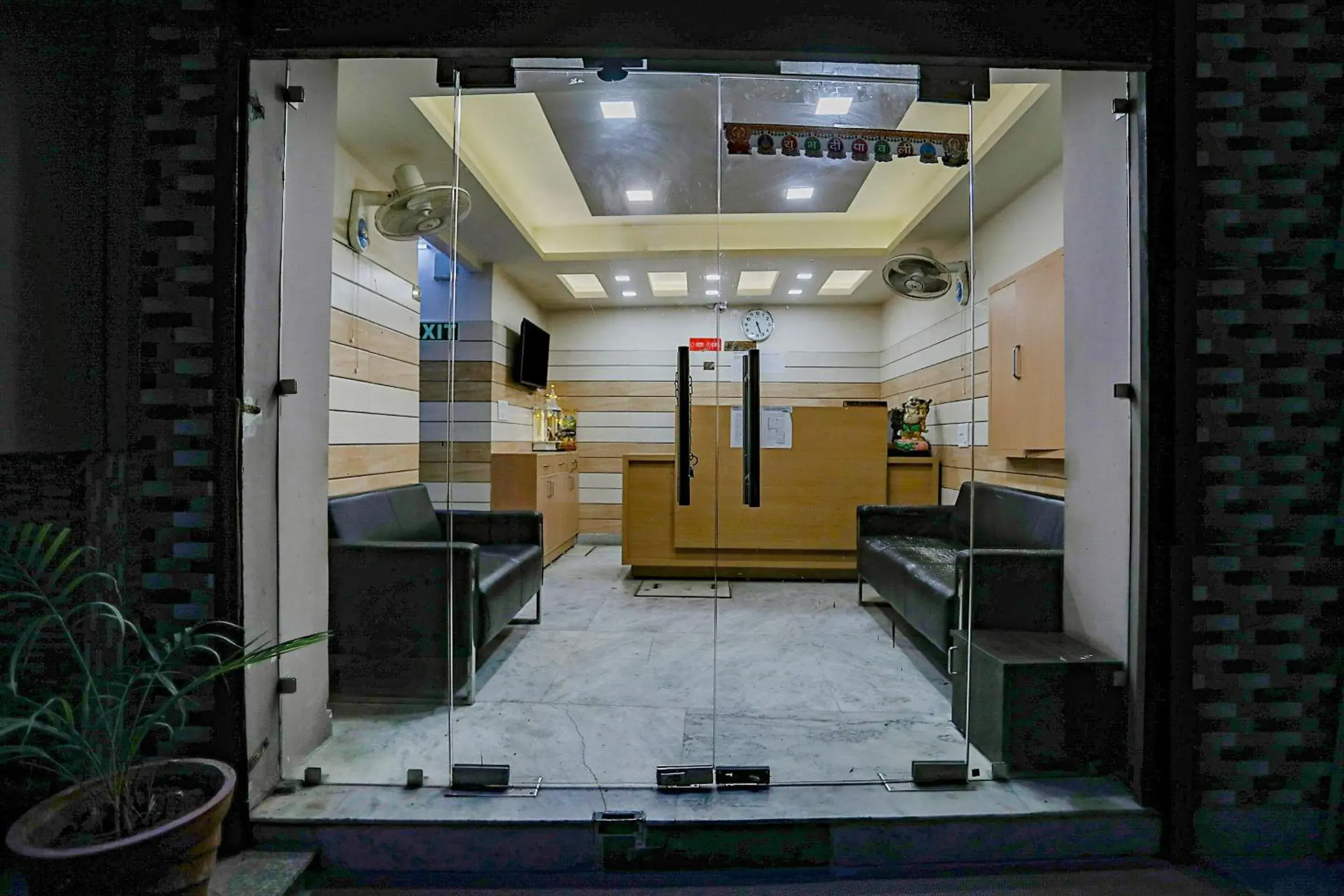 Facade/entrance in Hotel O Sun Villa Facade/entrance in Hotel O Sun Villa