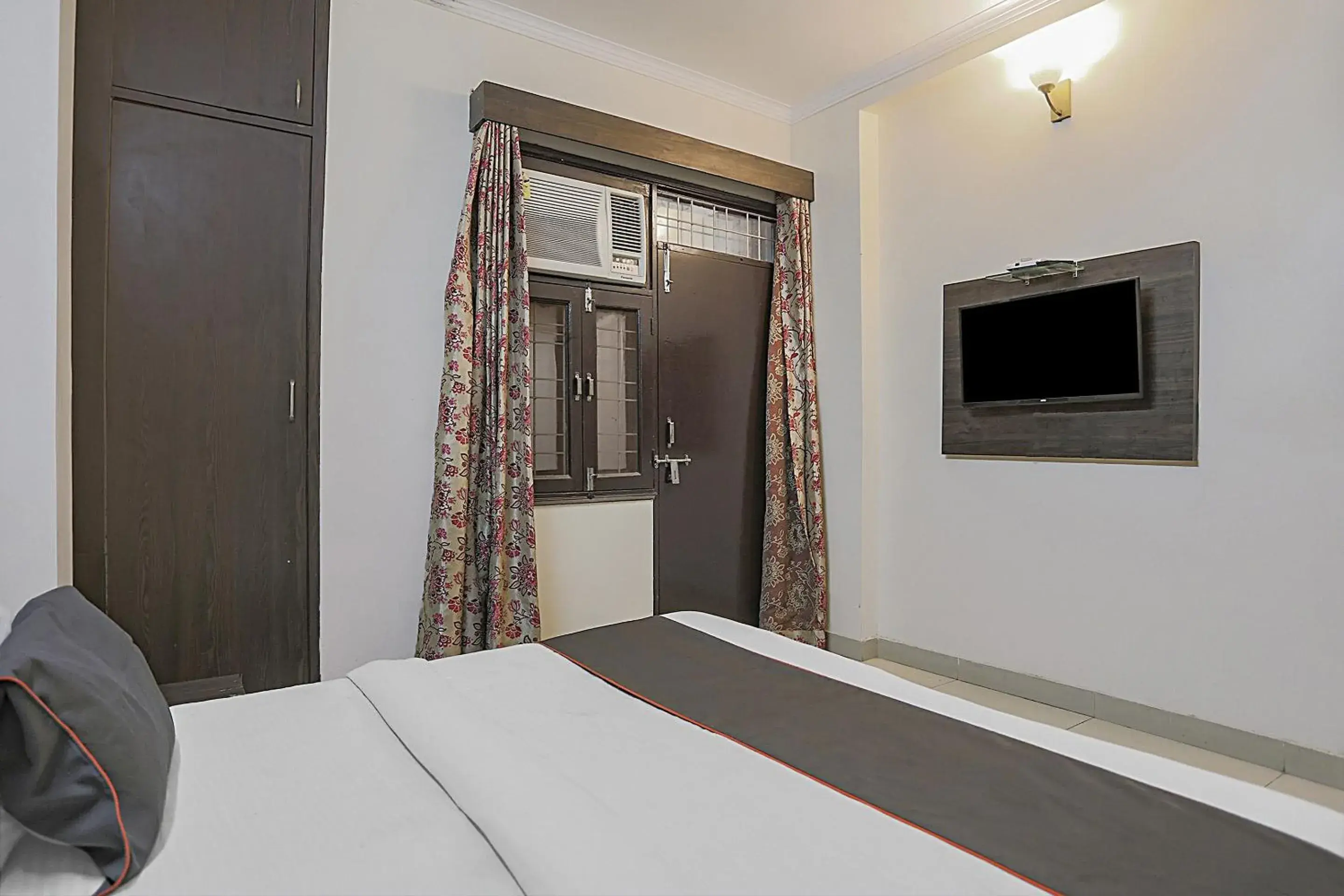 Bedroom, Bed in Hotel O Sun Villa Bedroom, Bed in Hotel O Sun Villa