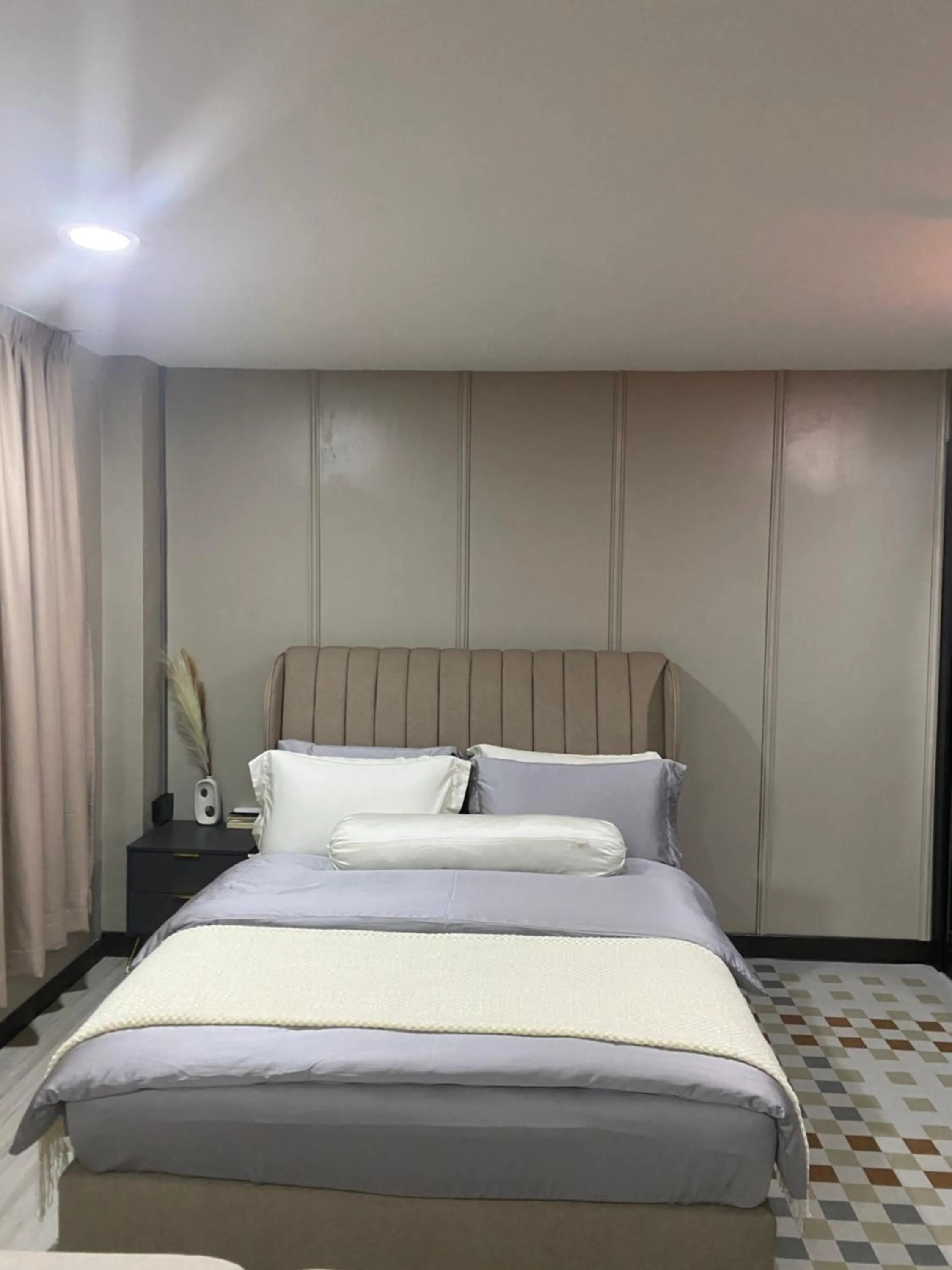 Bed in 1st Living Subang SS15