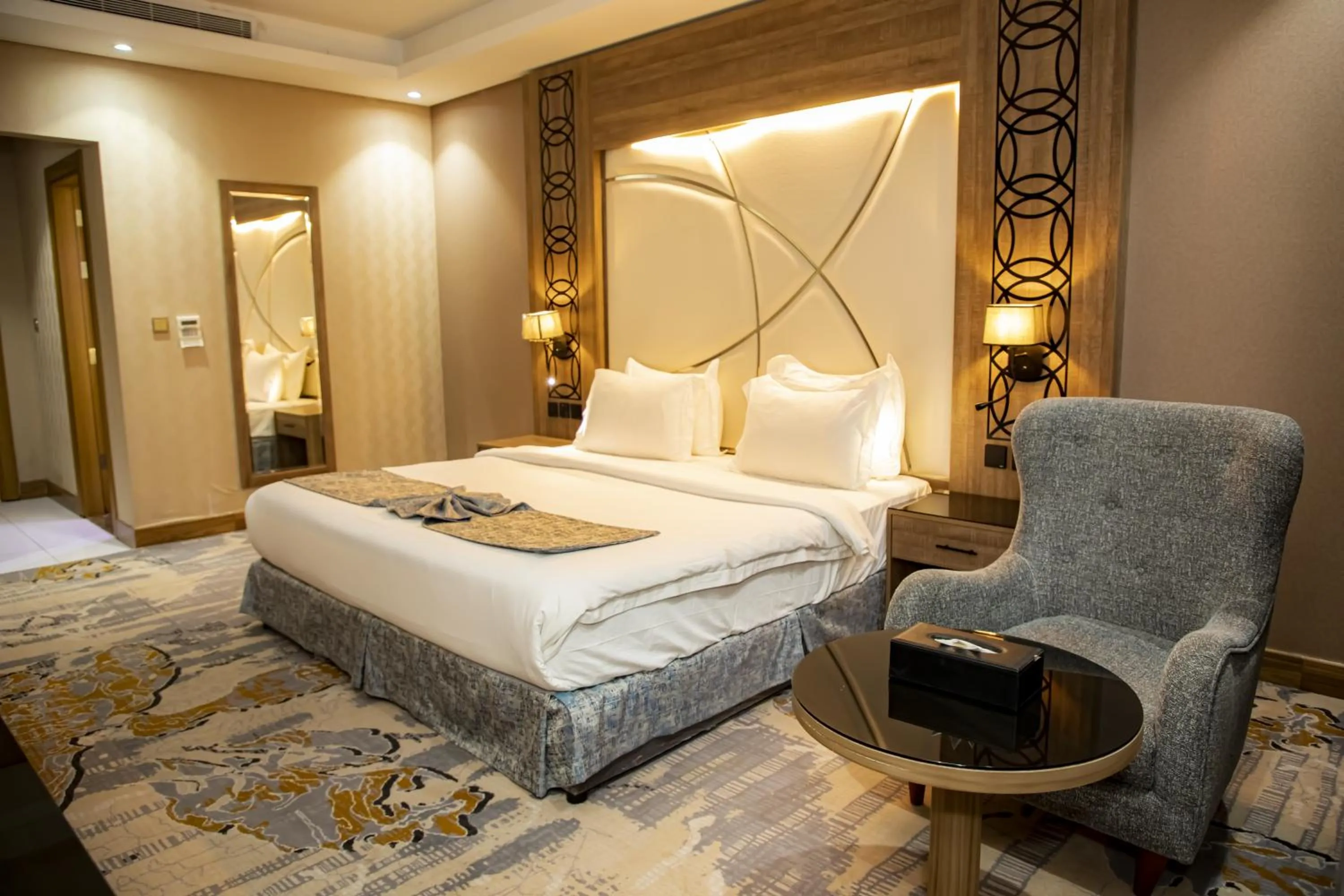 Bed in Mirnian Hotel