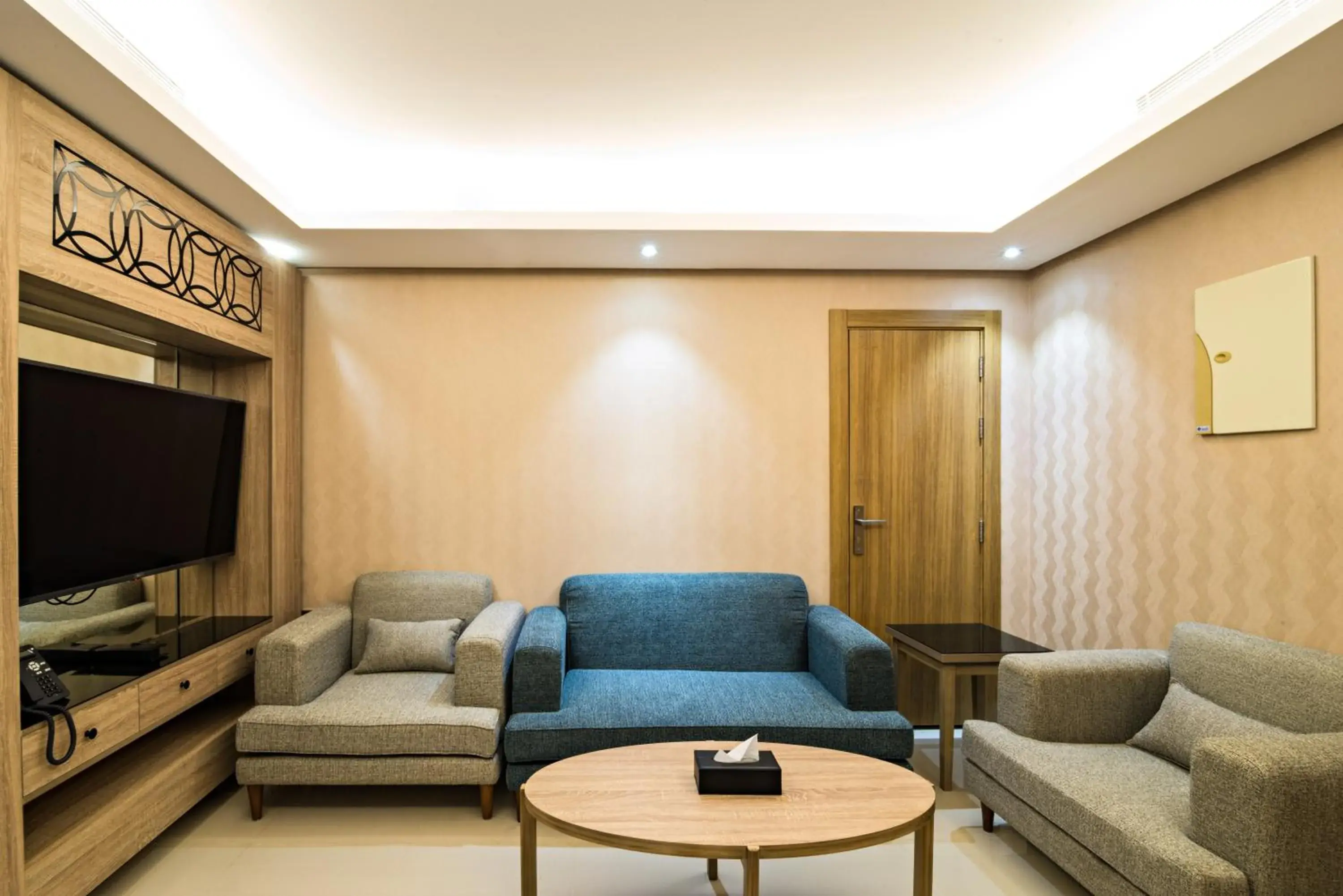 Living room in Mirnian Hotel Living room in Mirnian Hotel