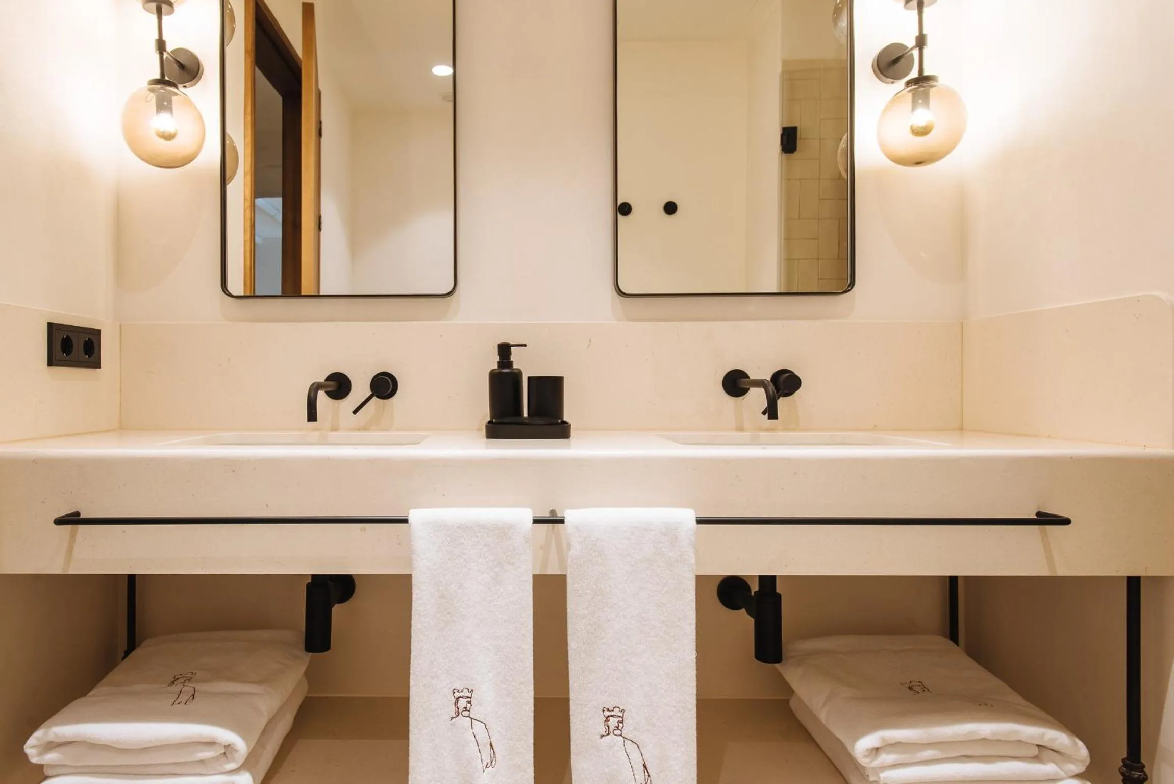 Bathroom in Casa del Rey Sabio