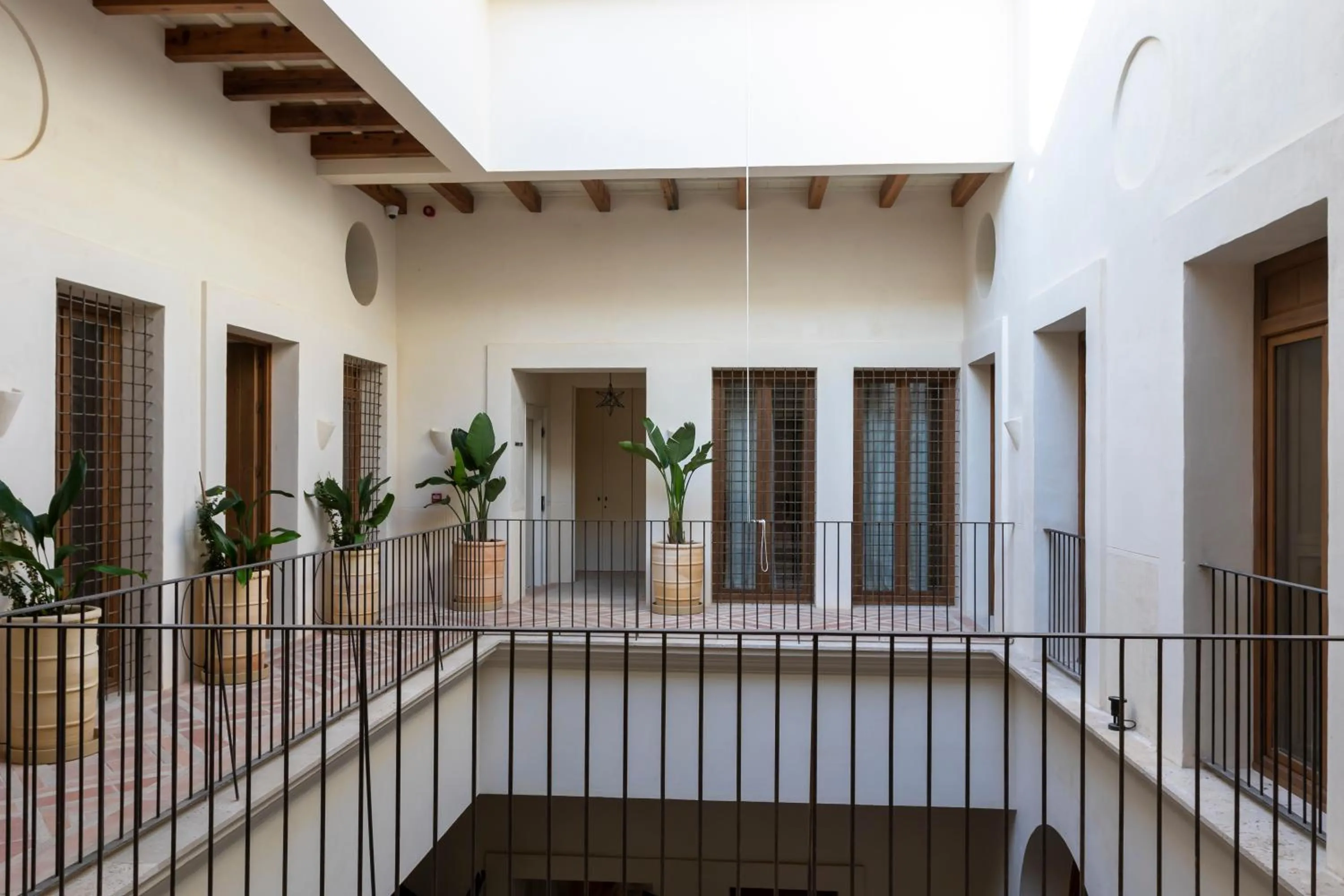 Patio in Casa del Rey Sabio