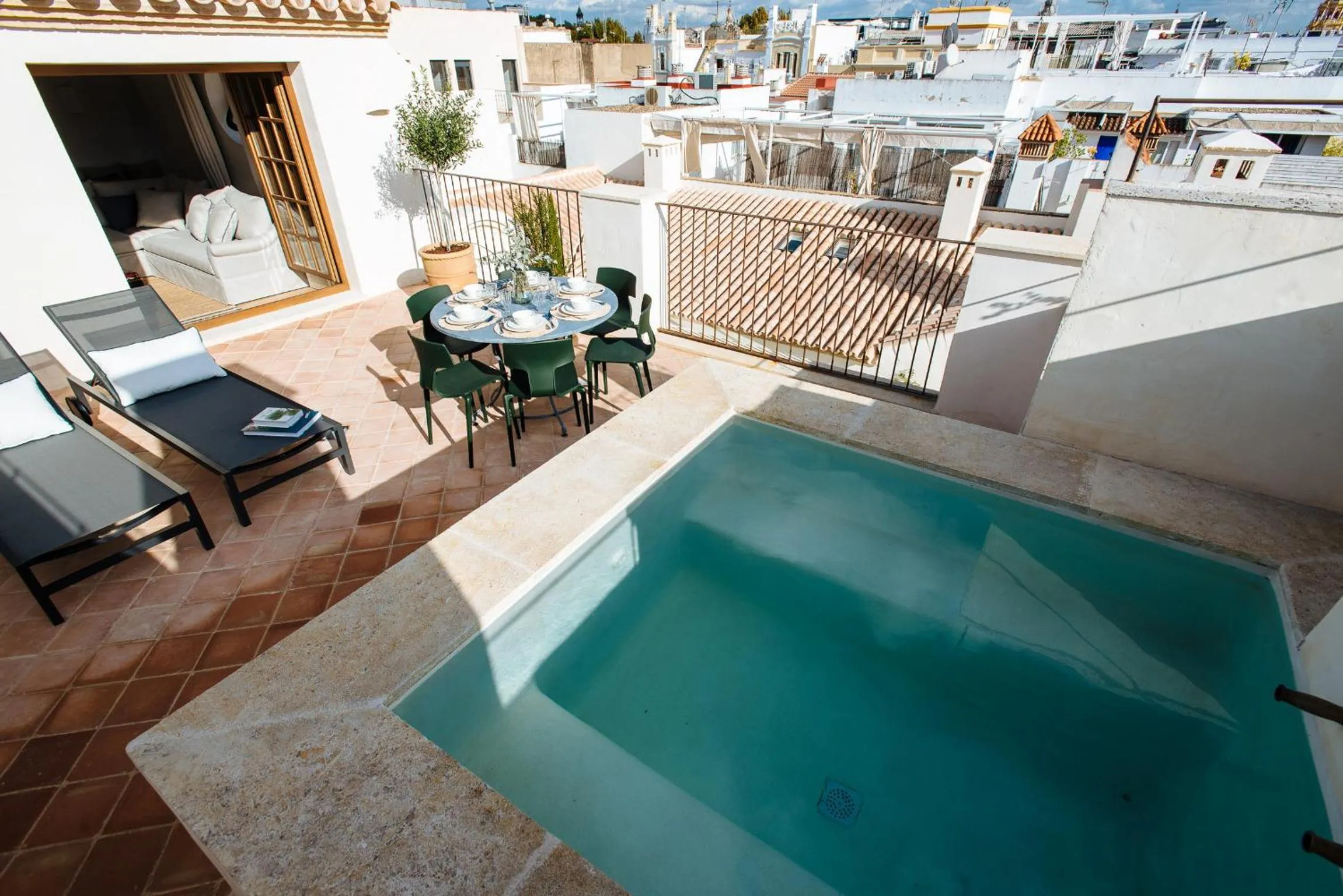 Pool view in Casa del Rey Sabio