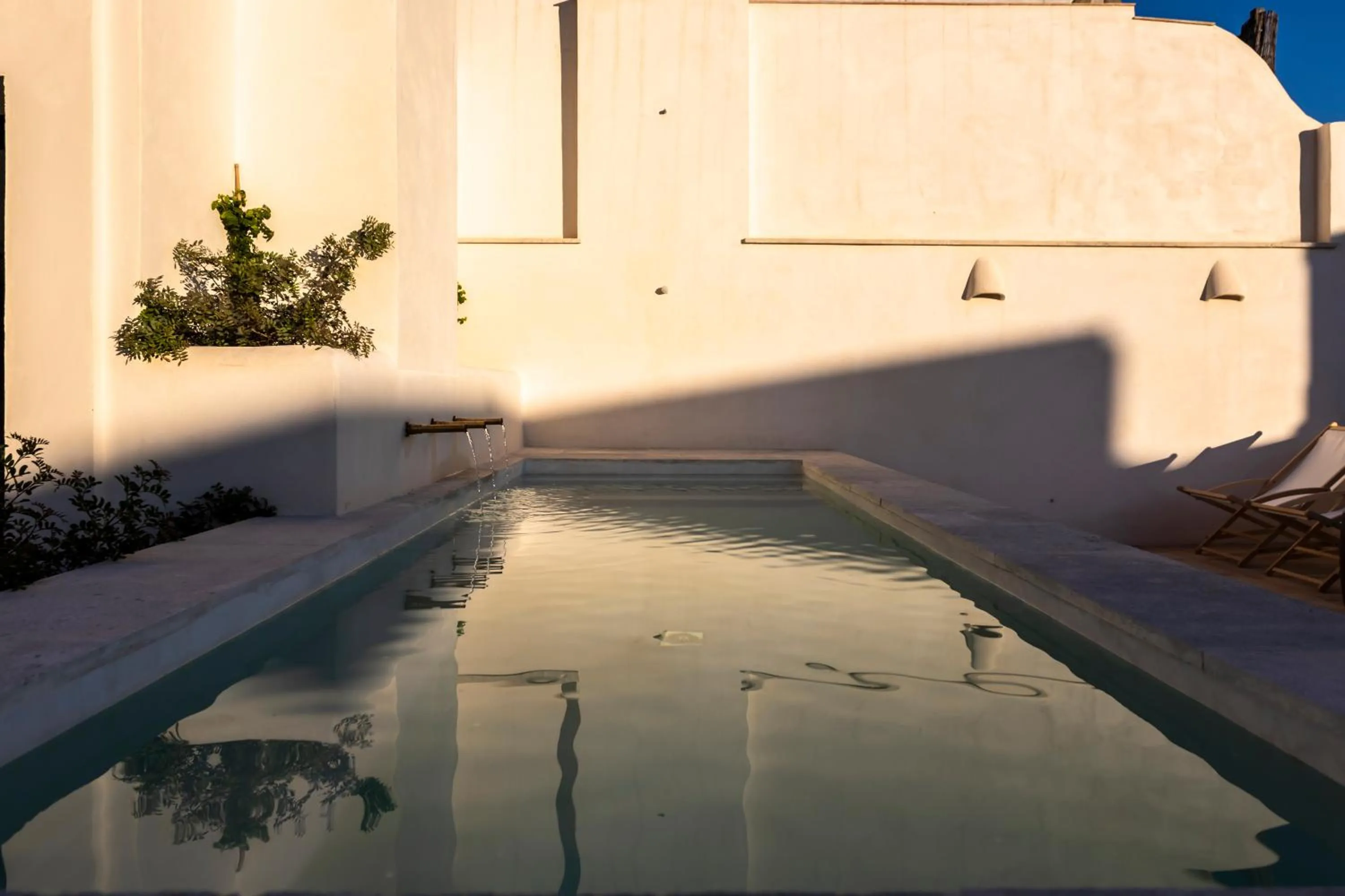 Swimming pool in Casa del Rey Sabio