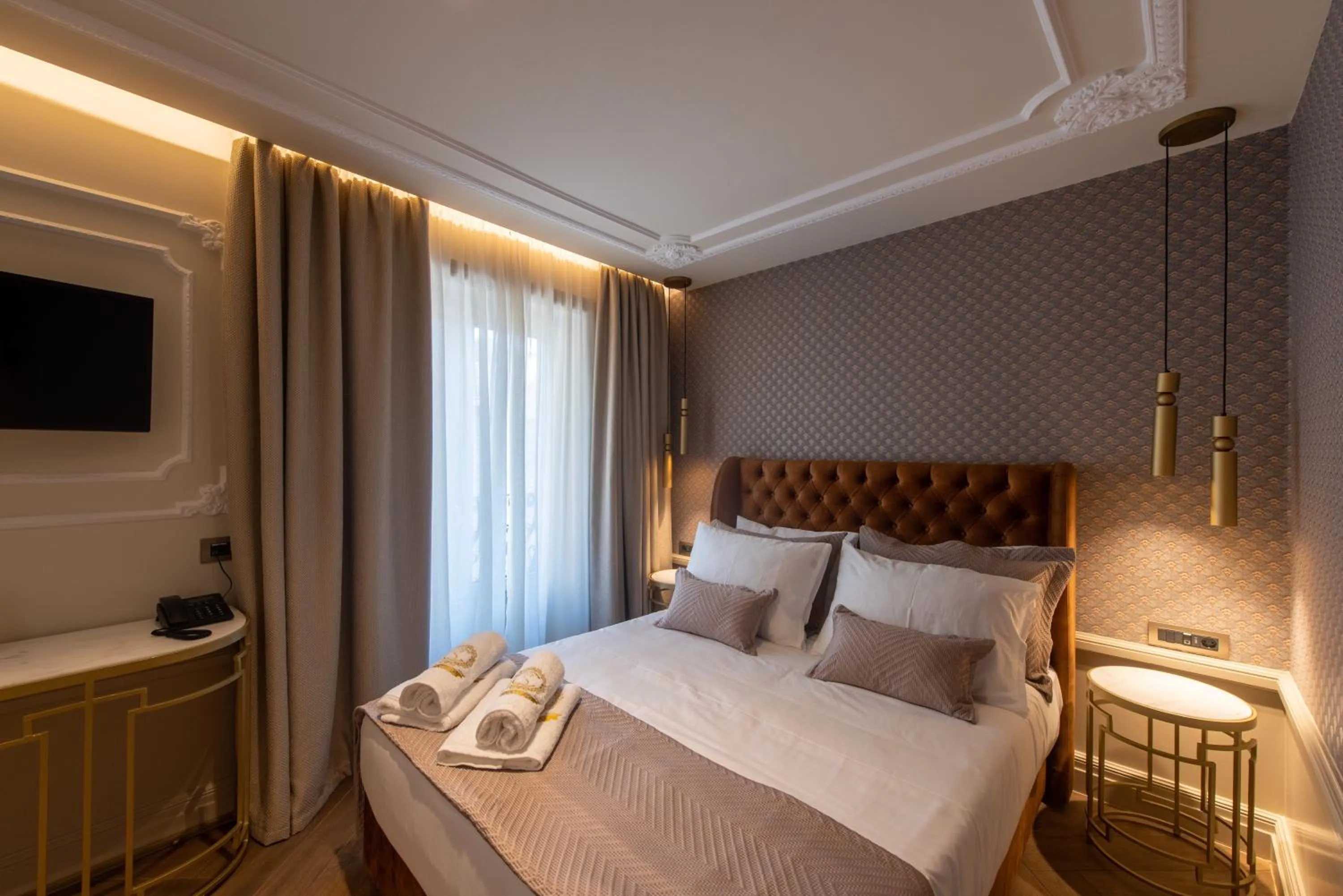 Photo of the whole room, Bed in Capolavoro Suites