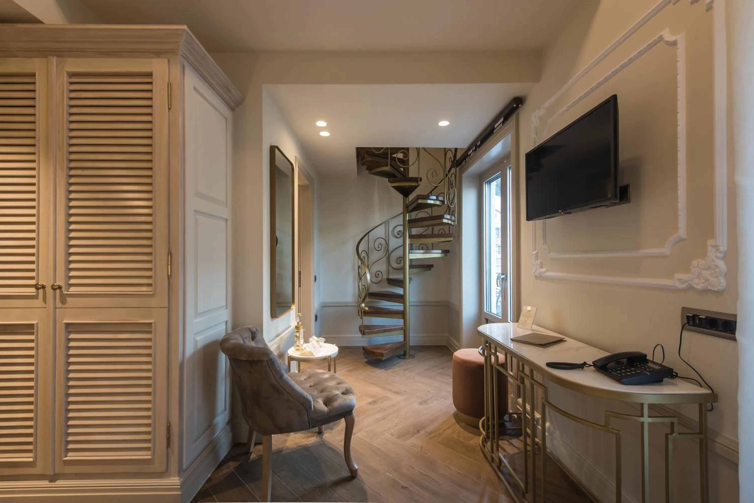 TV and multimedia in Capolavoro Suites