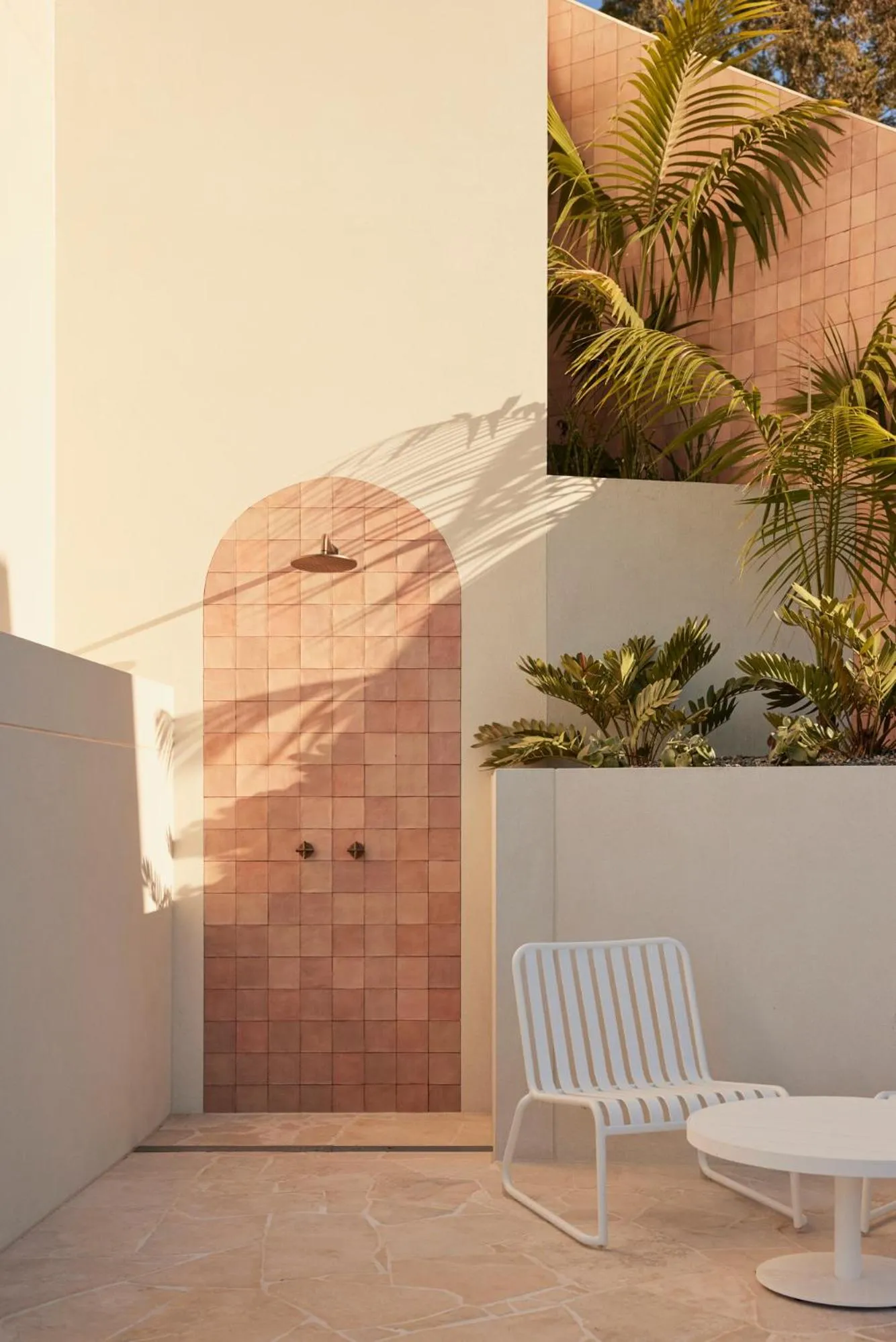 Property building in THE BERRY VIEW