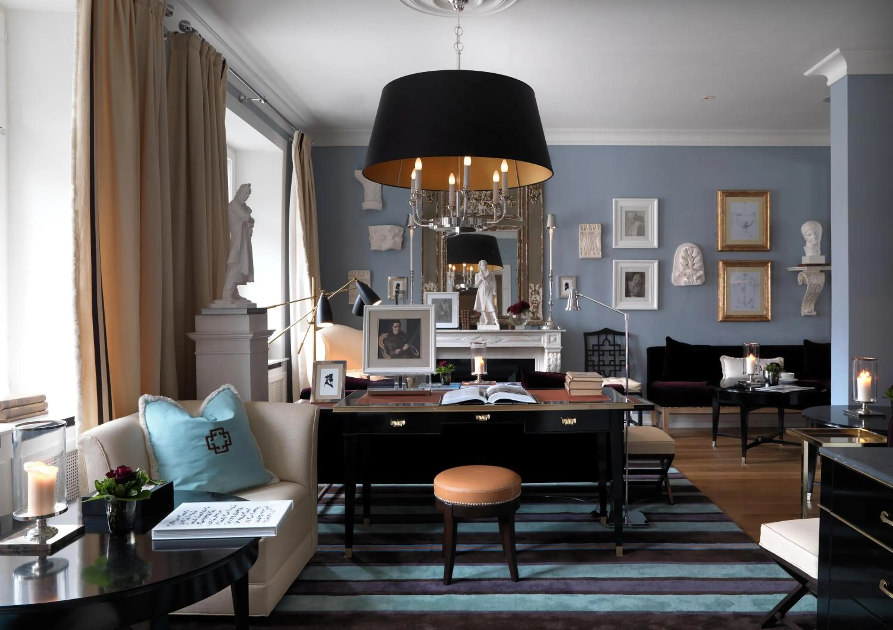 Lounge or bar in House of Hütter- Heidelberg Suites Boutique