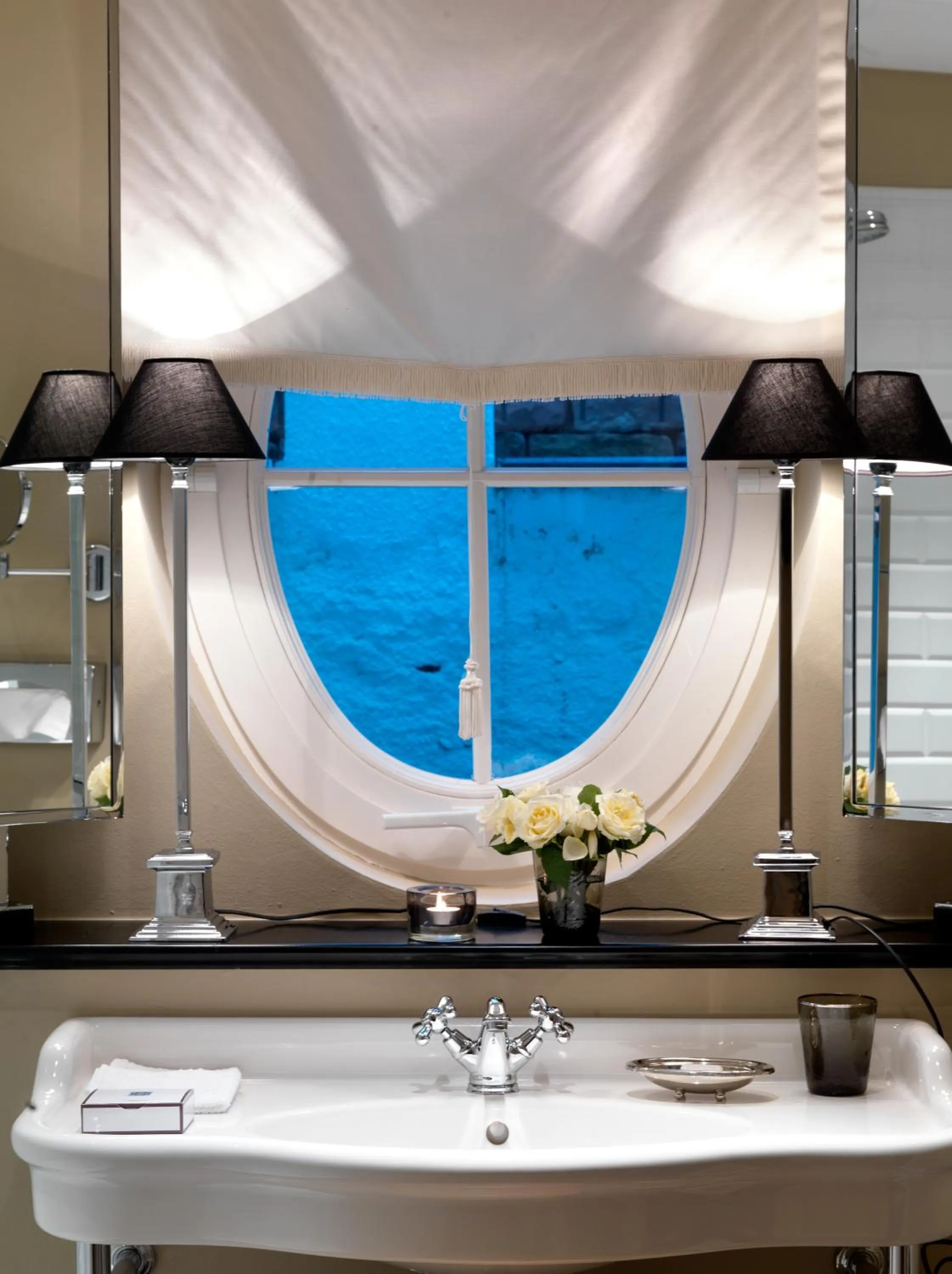 Bathroom in House of Hütter- Heidelberg Suites Boutique