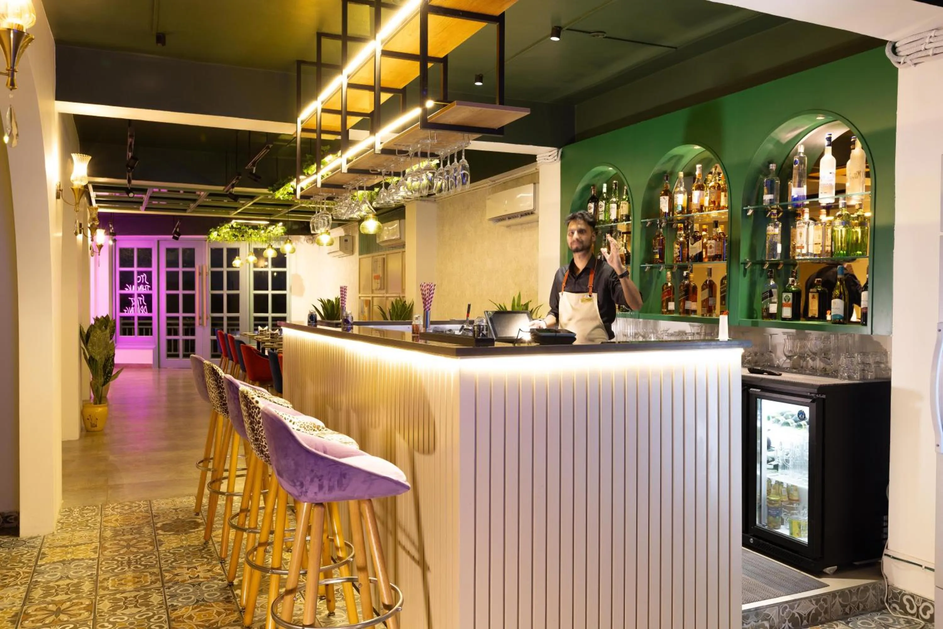 Lounge or bar in HOTEL JS SOUVENIR