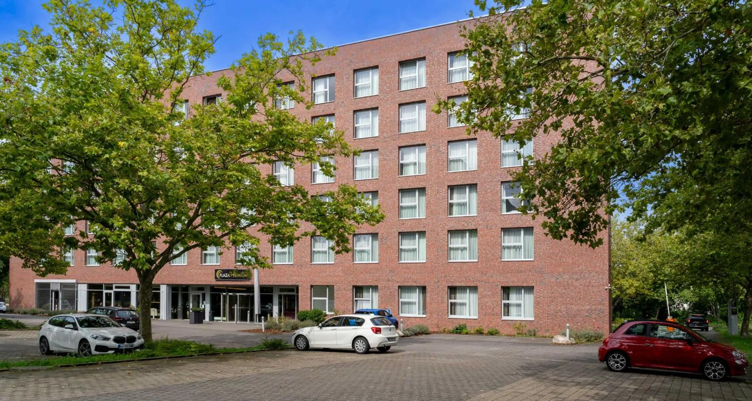 Property building in PLAZA Premium Karlsruhe