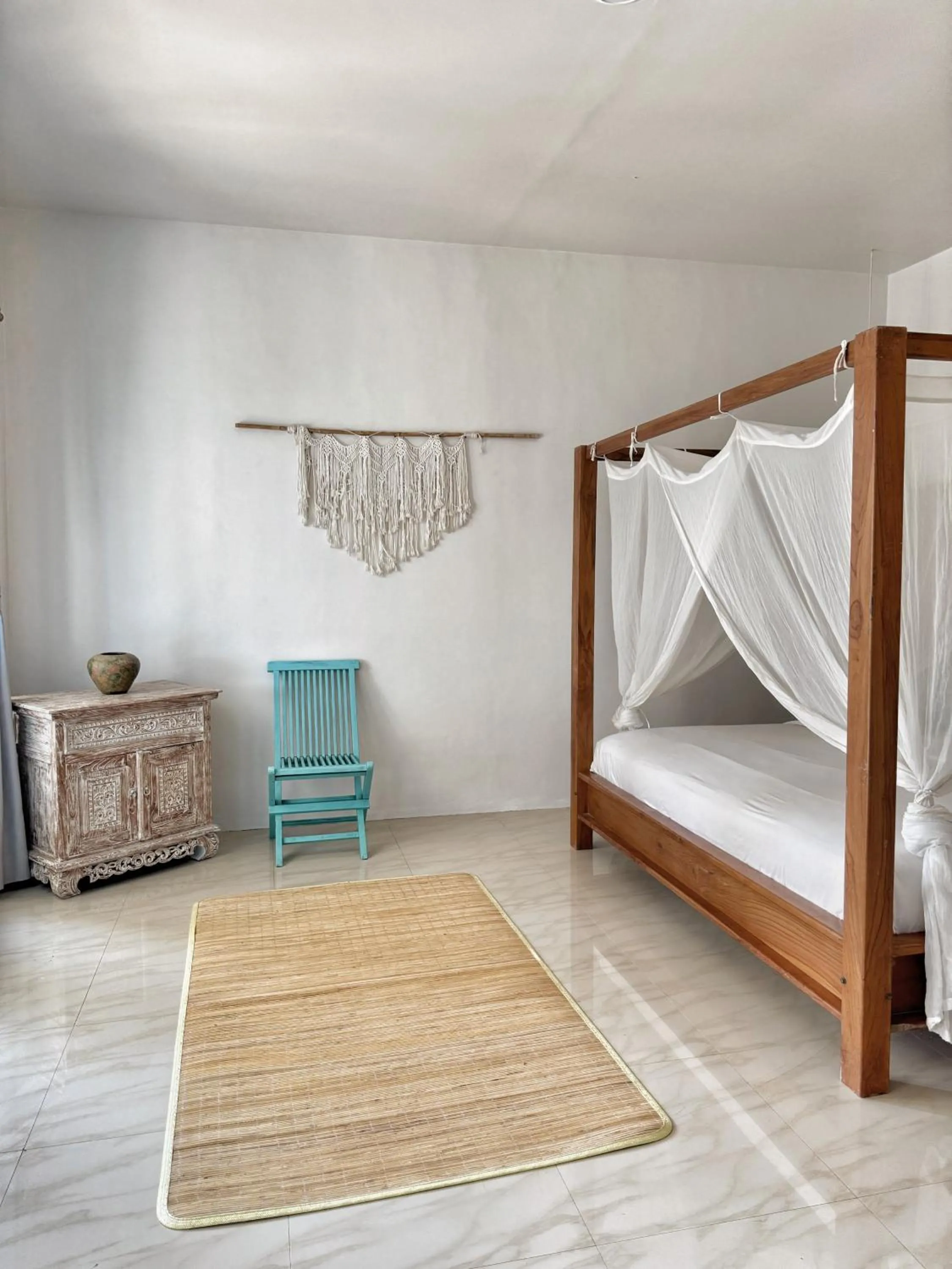 Photo of the whole room, Bed in Kacchapa Resort and Restaurant