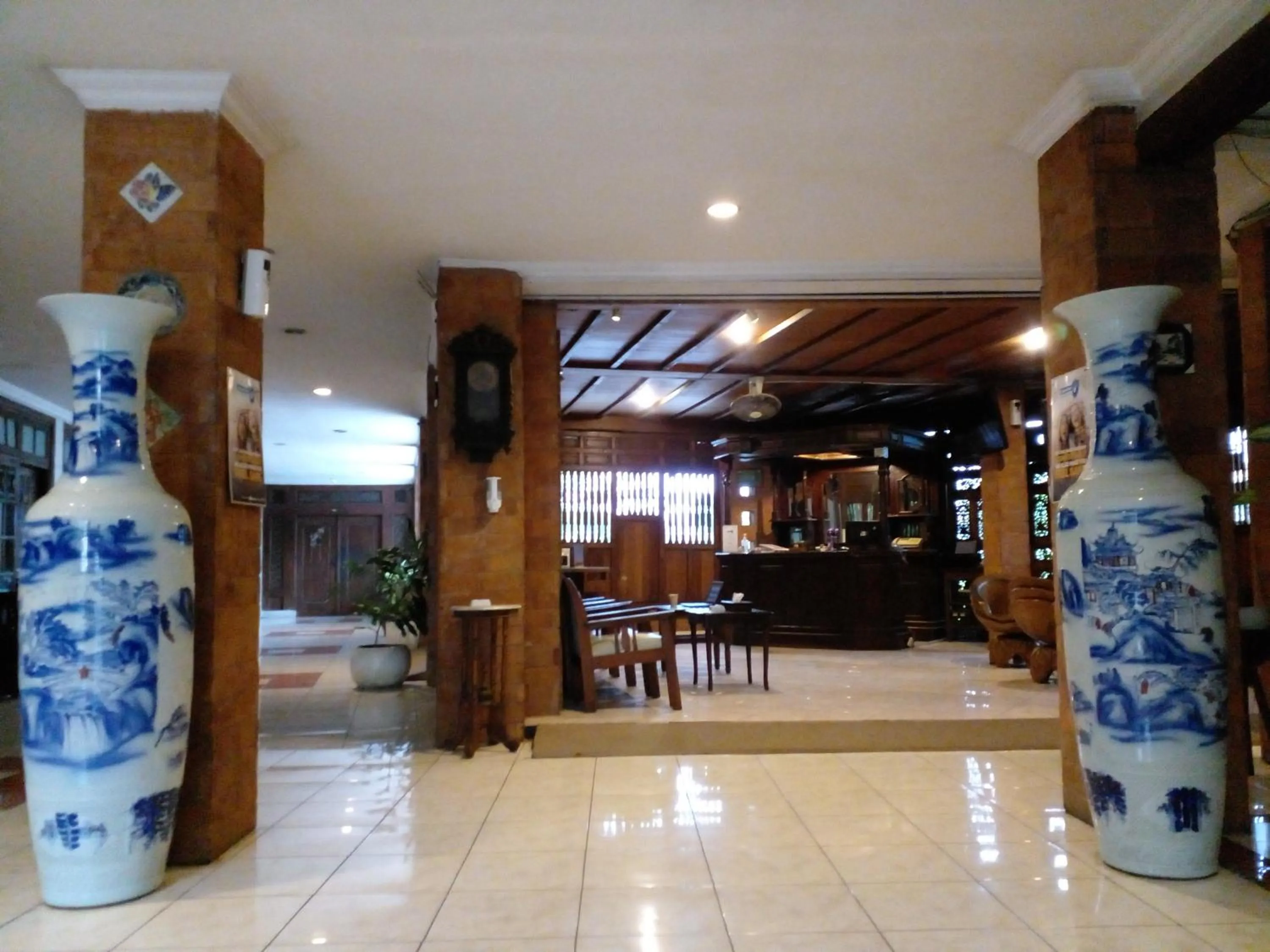 Lobby or reception in Hotel Bifa Yogyakarta