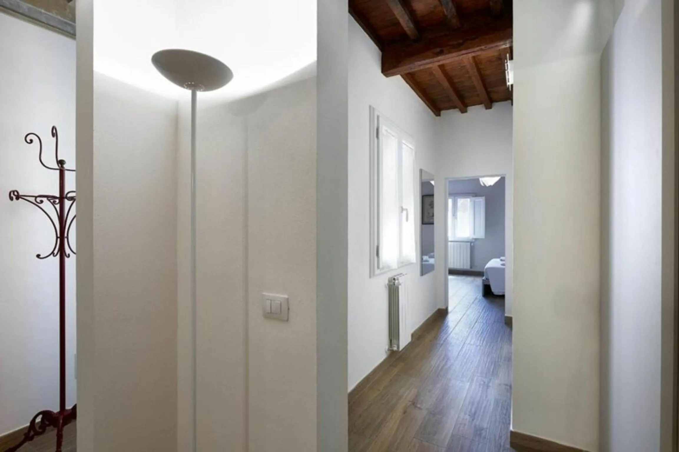 Photo of the whole room in Giulia e Valentina by Halldis