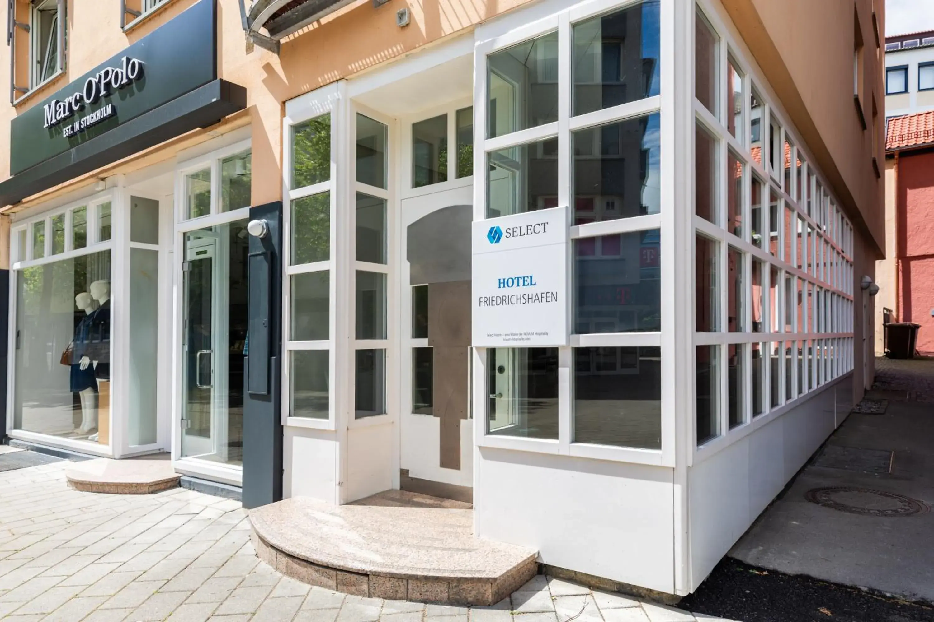 Property building in Select Hotel Friedrichshafen Property building in Select Hotel Friedrichshafen