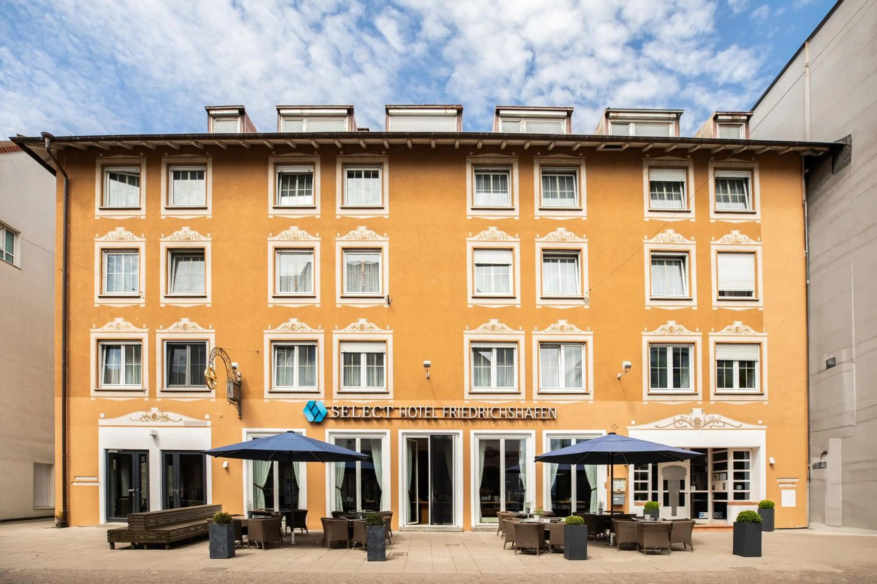 Property building in Select Hotel Friedrichshafen
