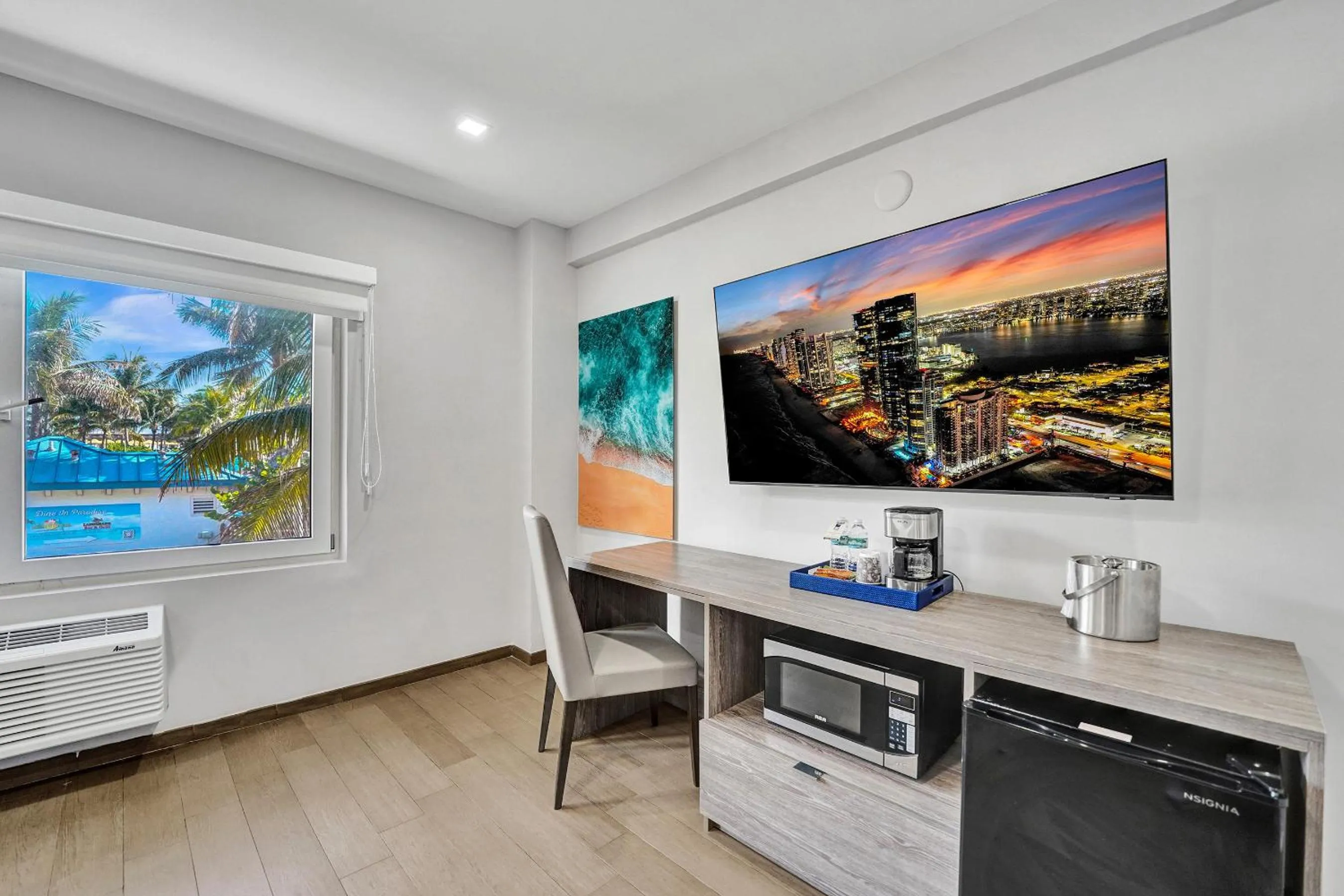 TV and multimedia in Hotel Sheldon