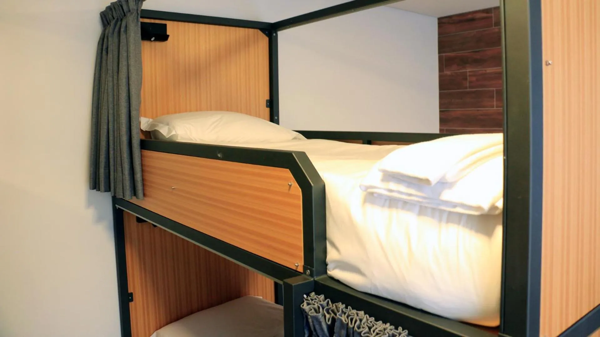 bunk bed, Bed in Aliança café & hostel