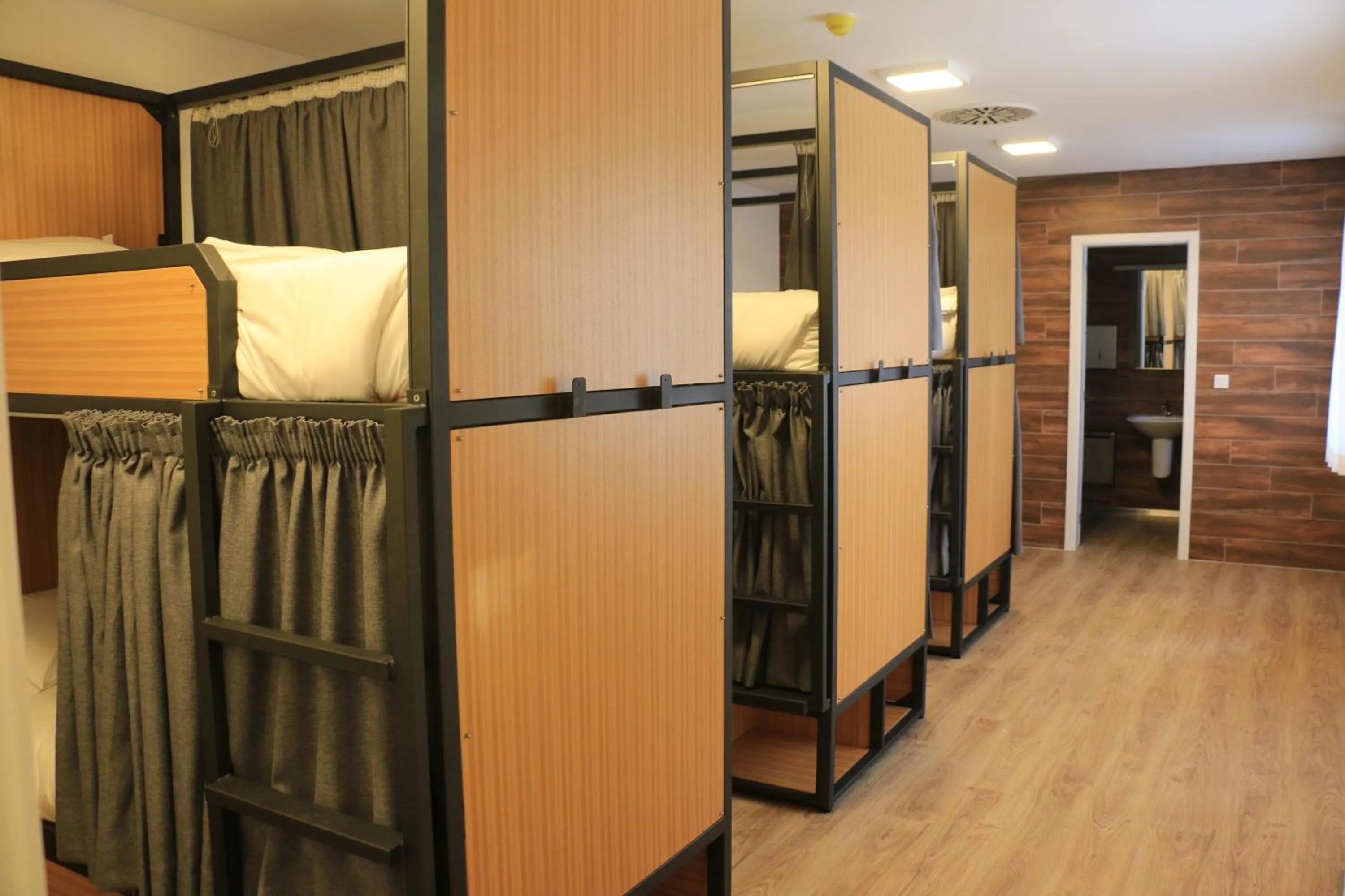 bunk bed, Bed in Aliança café & hostel