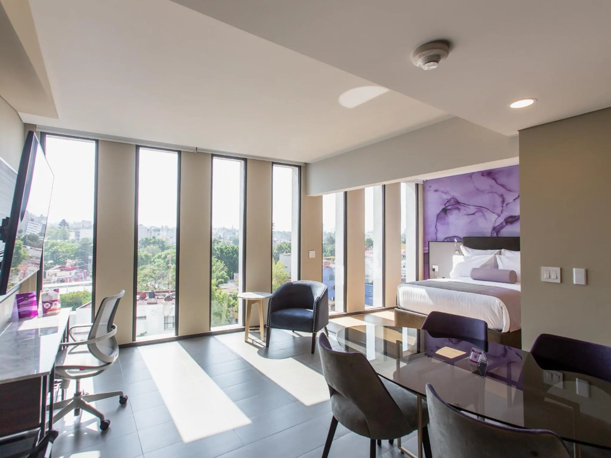 Photo of the whole room in HS HOTSSON Long Stay CDMX Condesa Sur