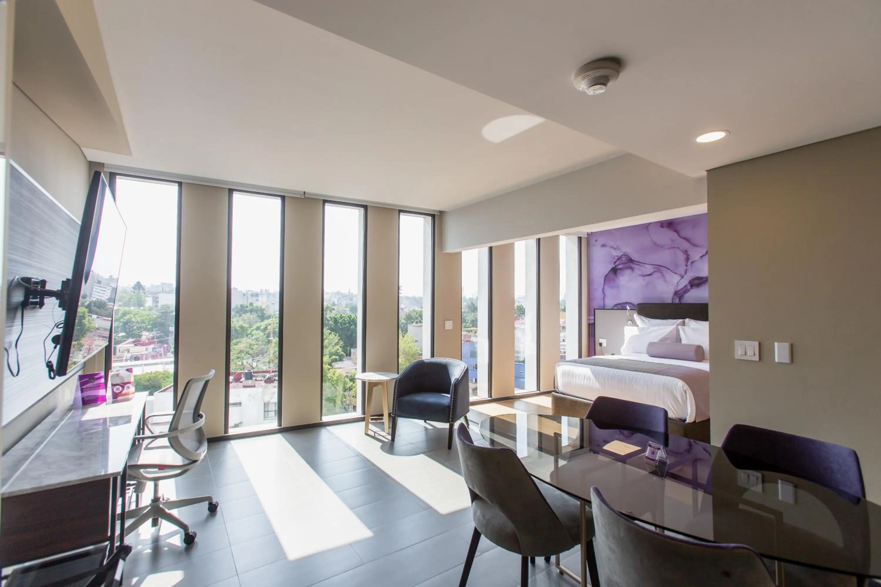 Photo of the whole room in HS HOTSSON Long Stay CDMX Condesa Sur