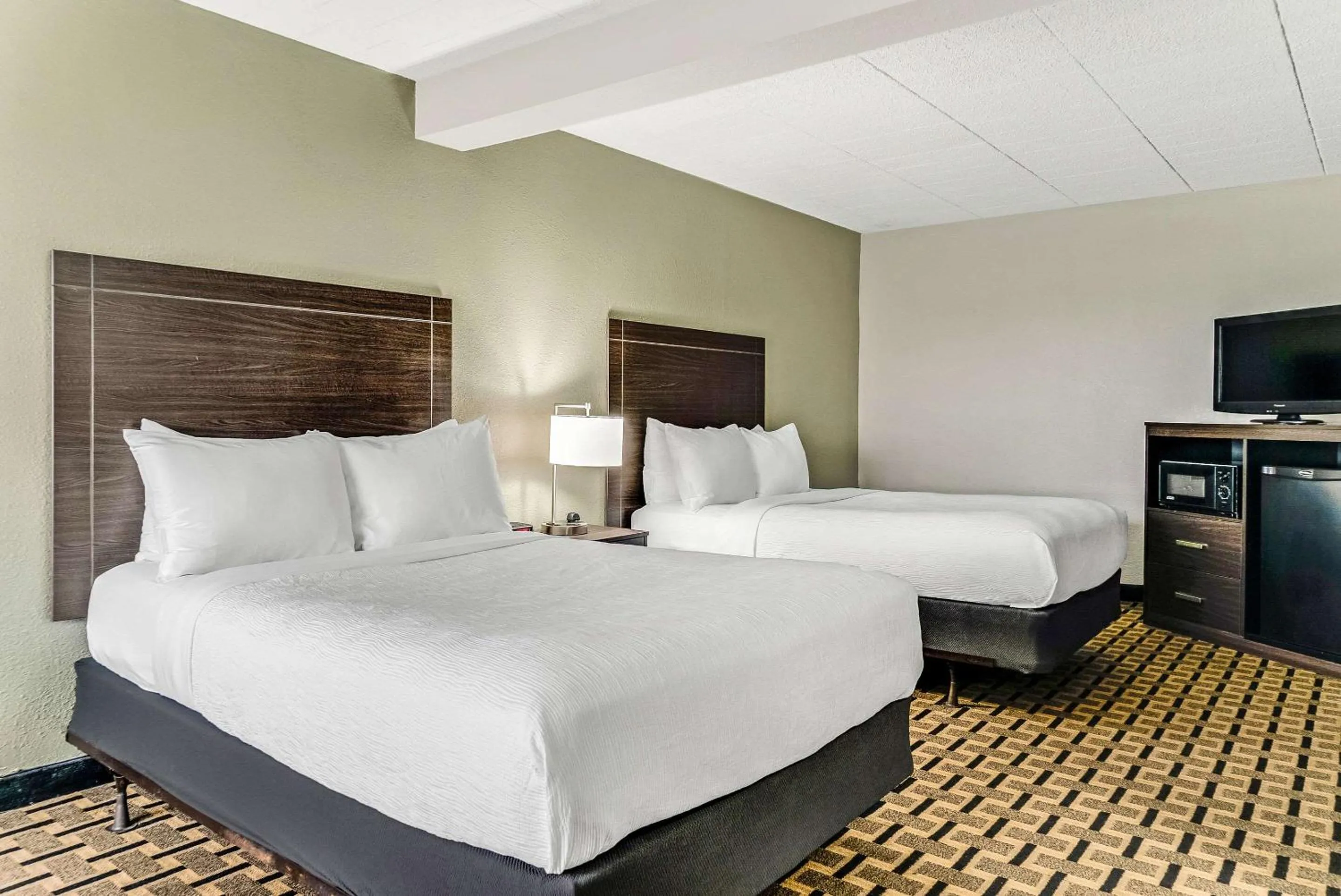 Bedroom, Bed in Quality Inn Detroit Downtown