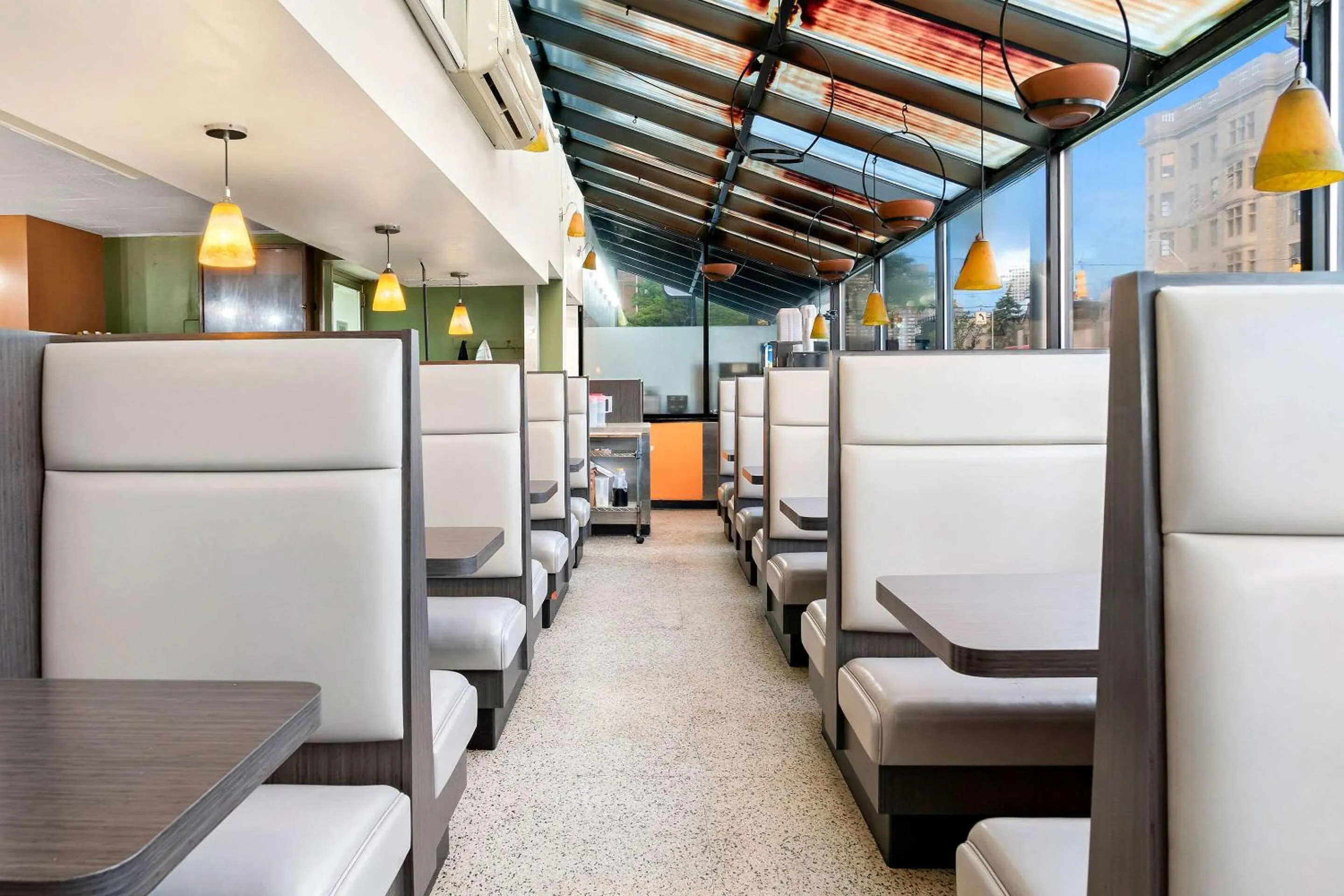 Breakfast in Quality Inn Detroit Downtown