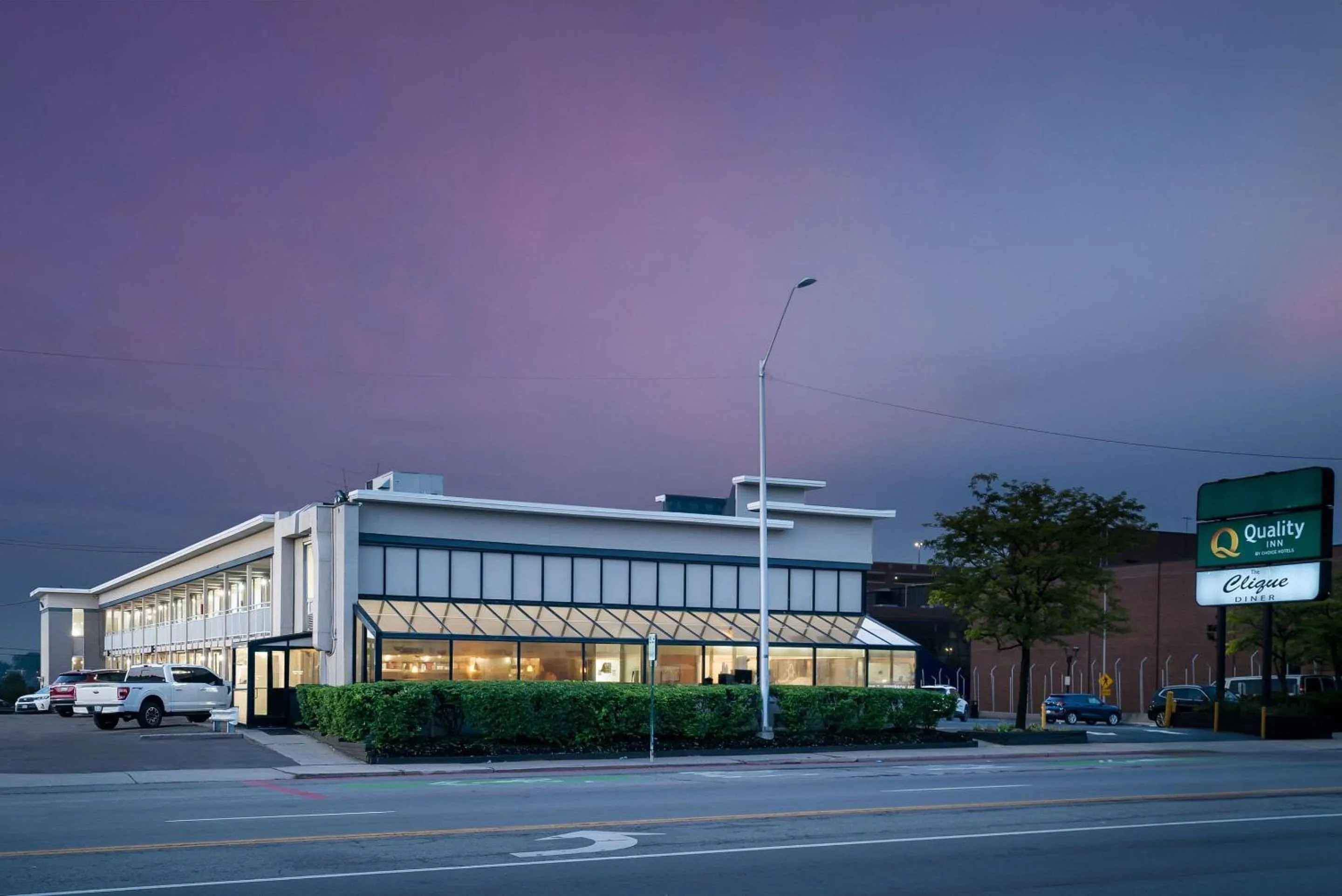 Property building in Quality Inn Detroit Downtown