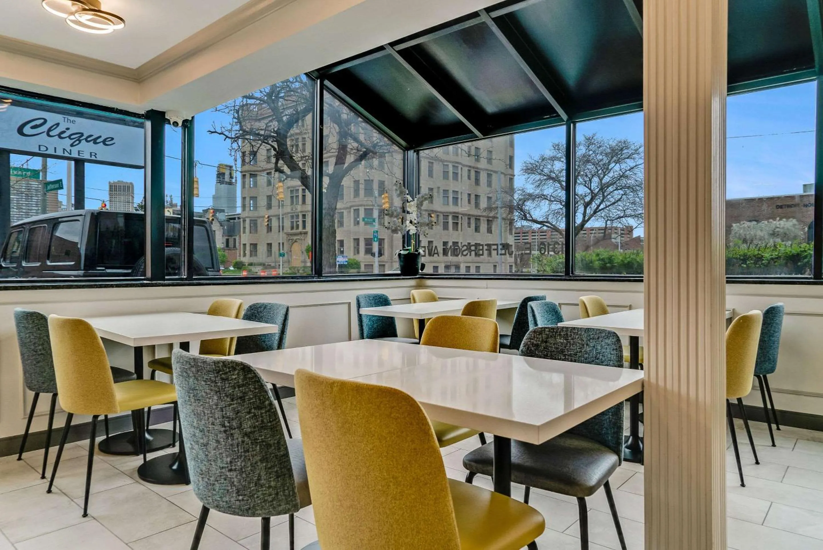 Breakfast in Quality Inn Detroit Downtown