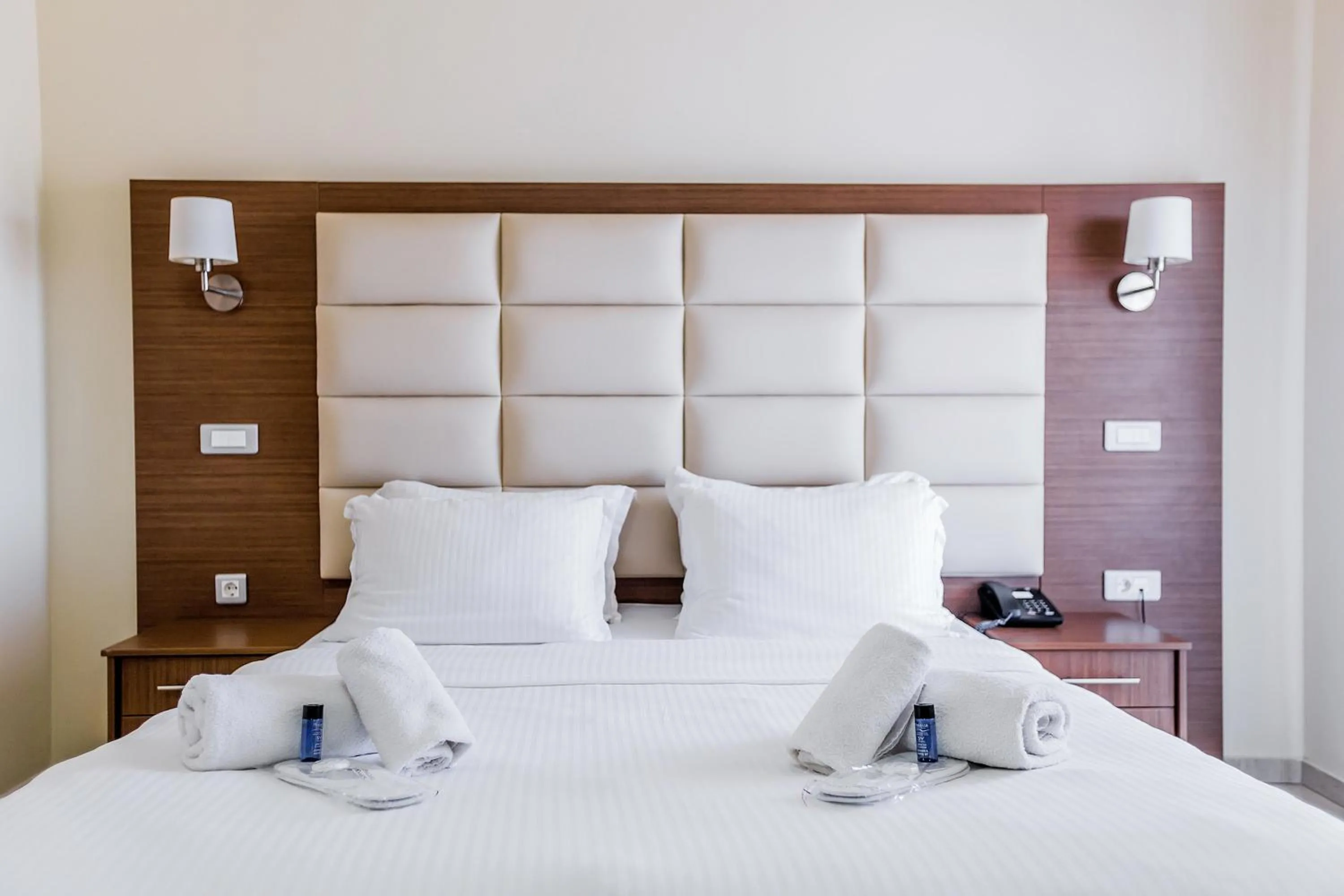 Bed in Thalassa Apart Hotel