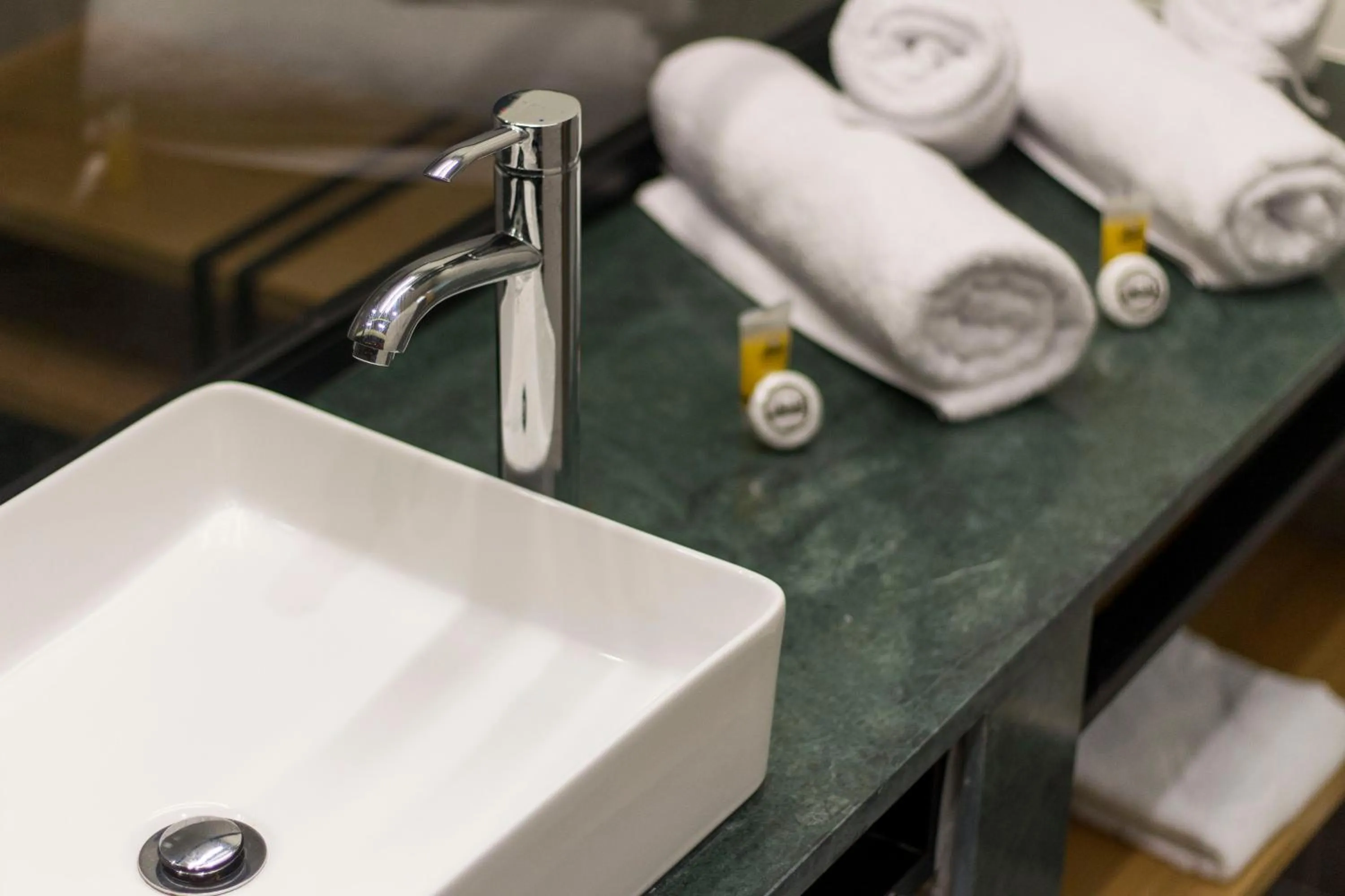 Bathroom in Thalassa Apart Hotel