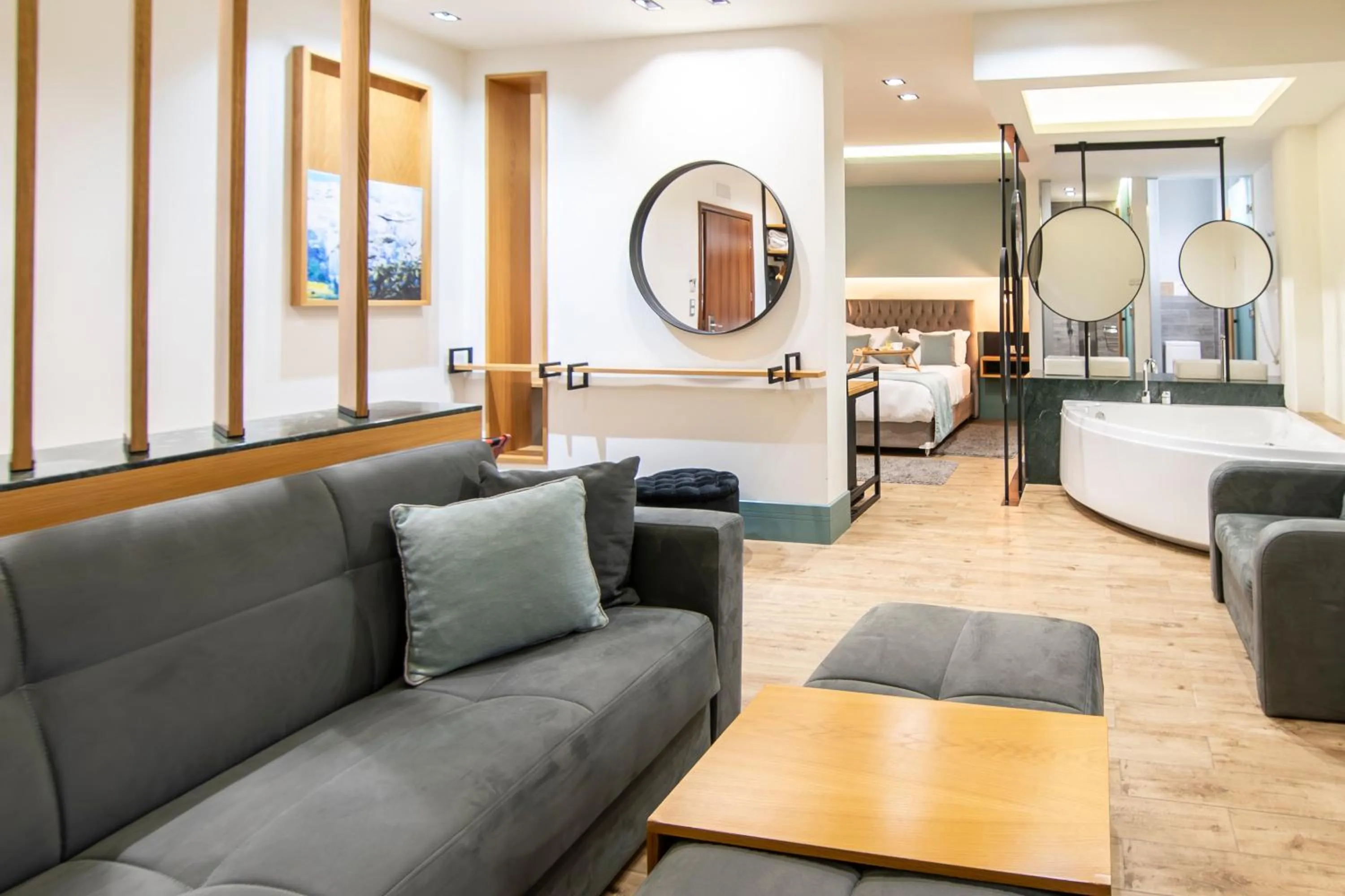 Photo of the whole room, Bed in Thalassa Apart Hotel