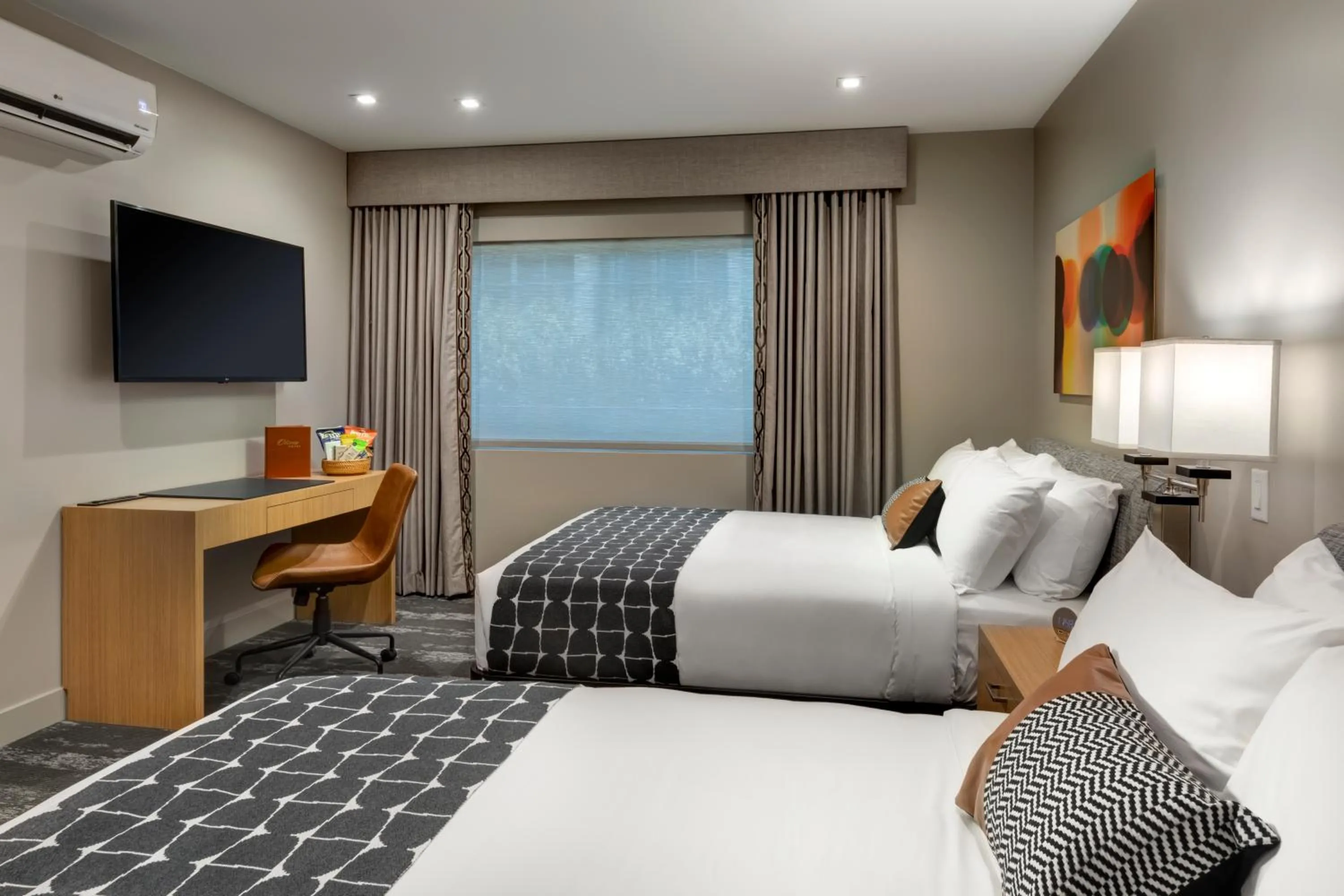 Bedroom, Bed in Olivia Hotel