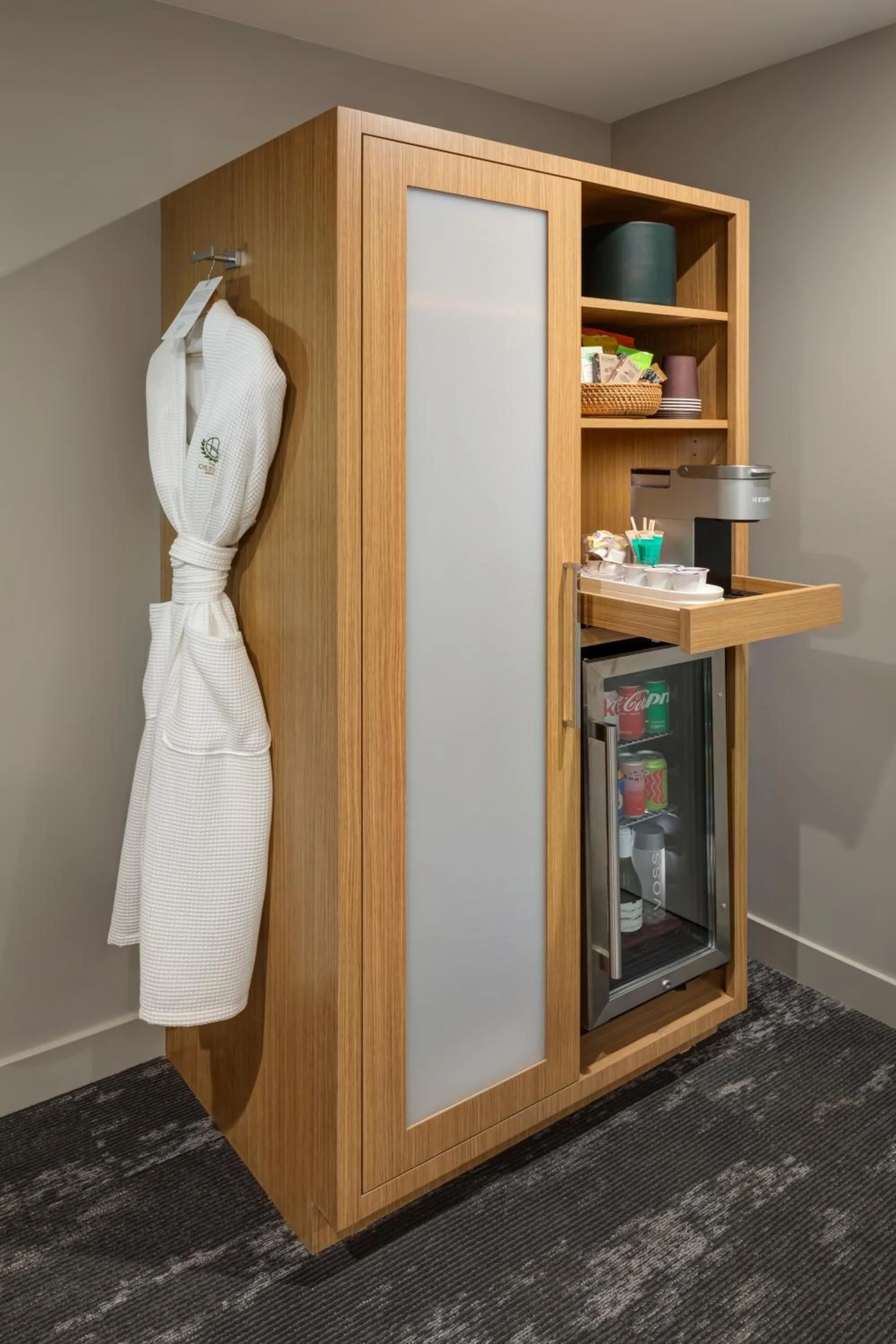 minibar in Olivia Hotel