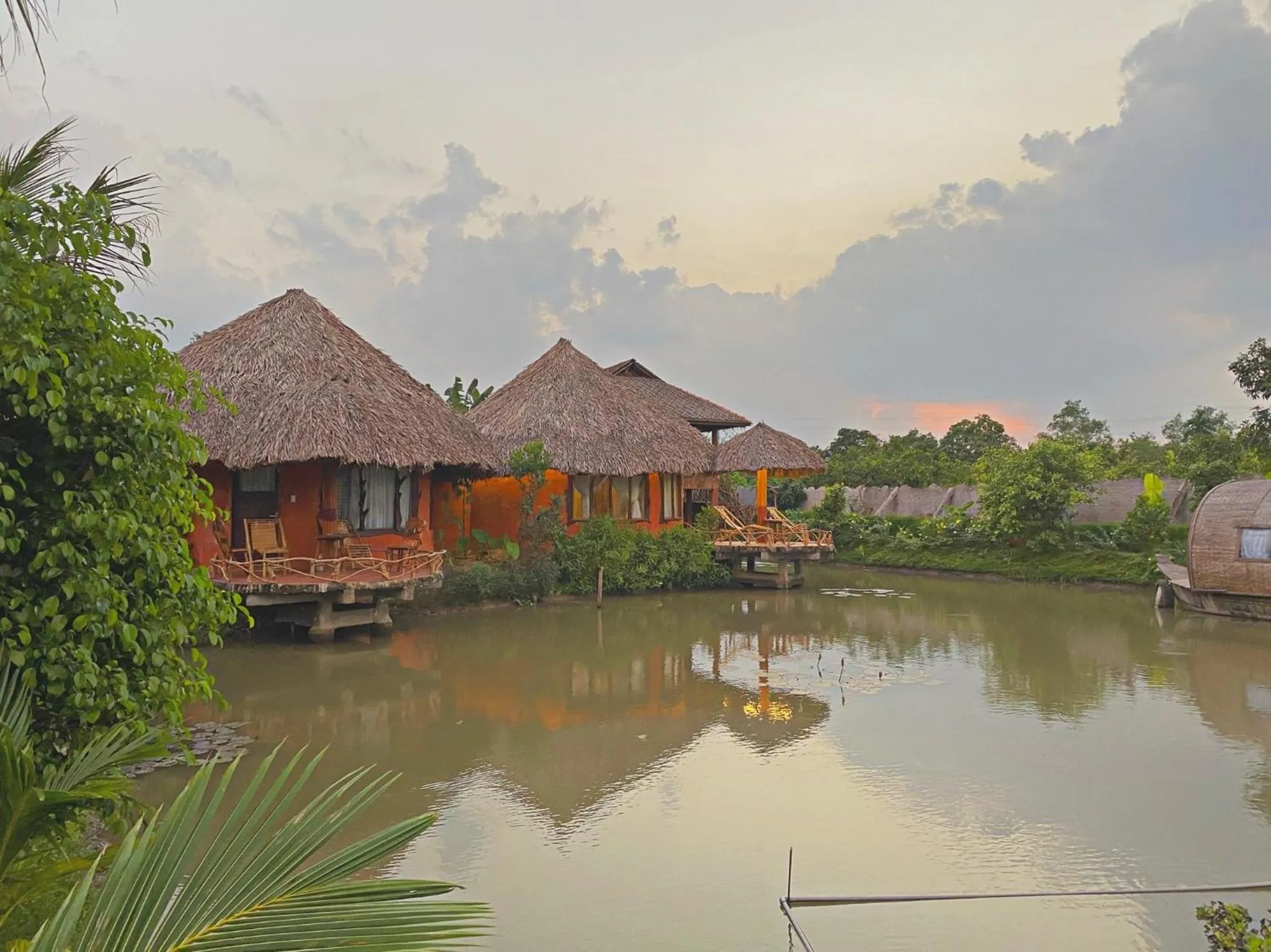 MEKONG SILT ECOLODGE