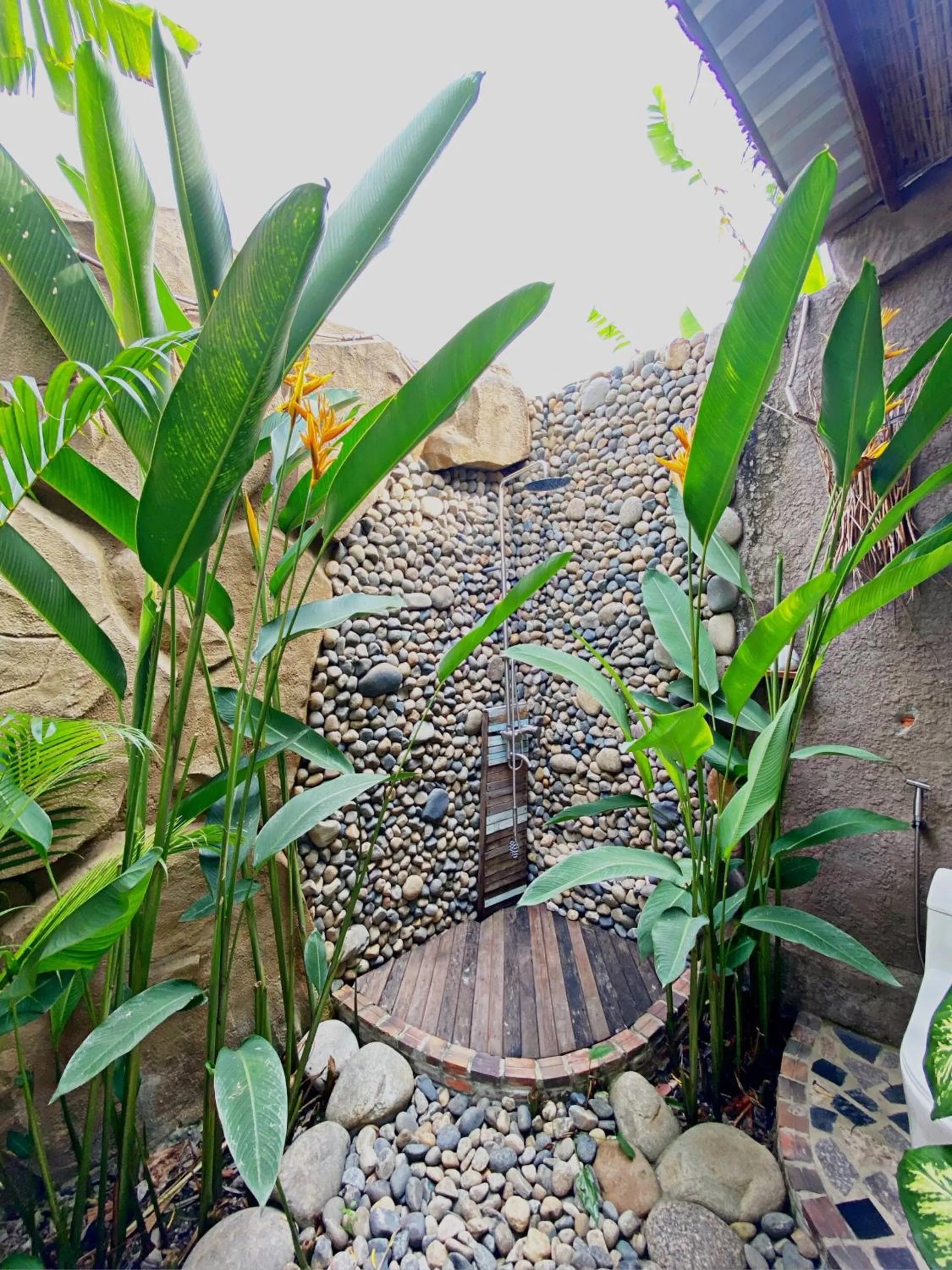 MEKONG SILT ECOLODGE