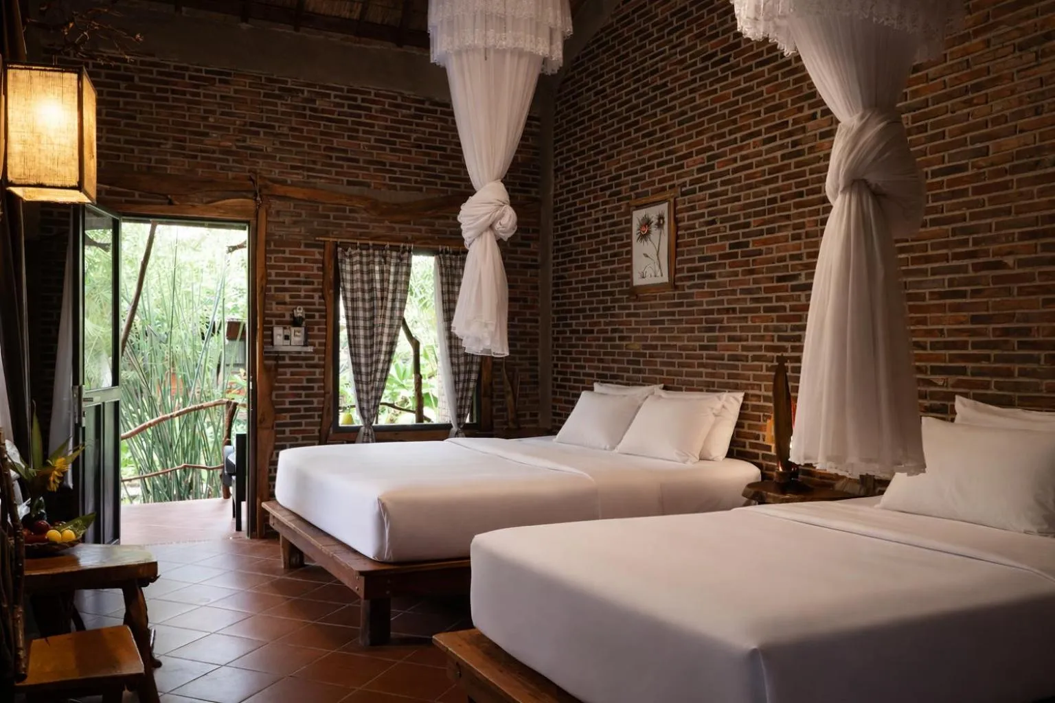 Bed in Mekong Silt Ecolodge - Pool & Half-Board Included