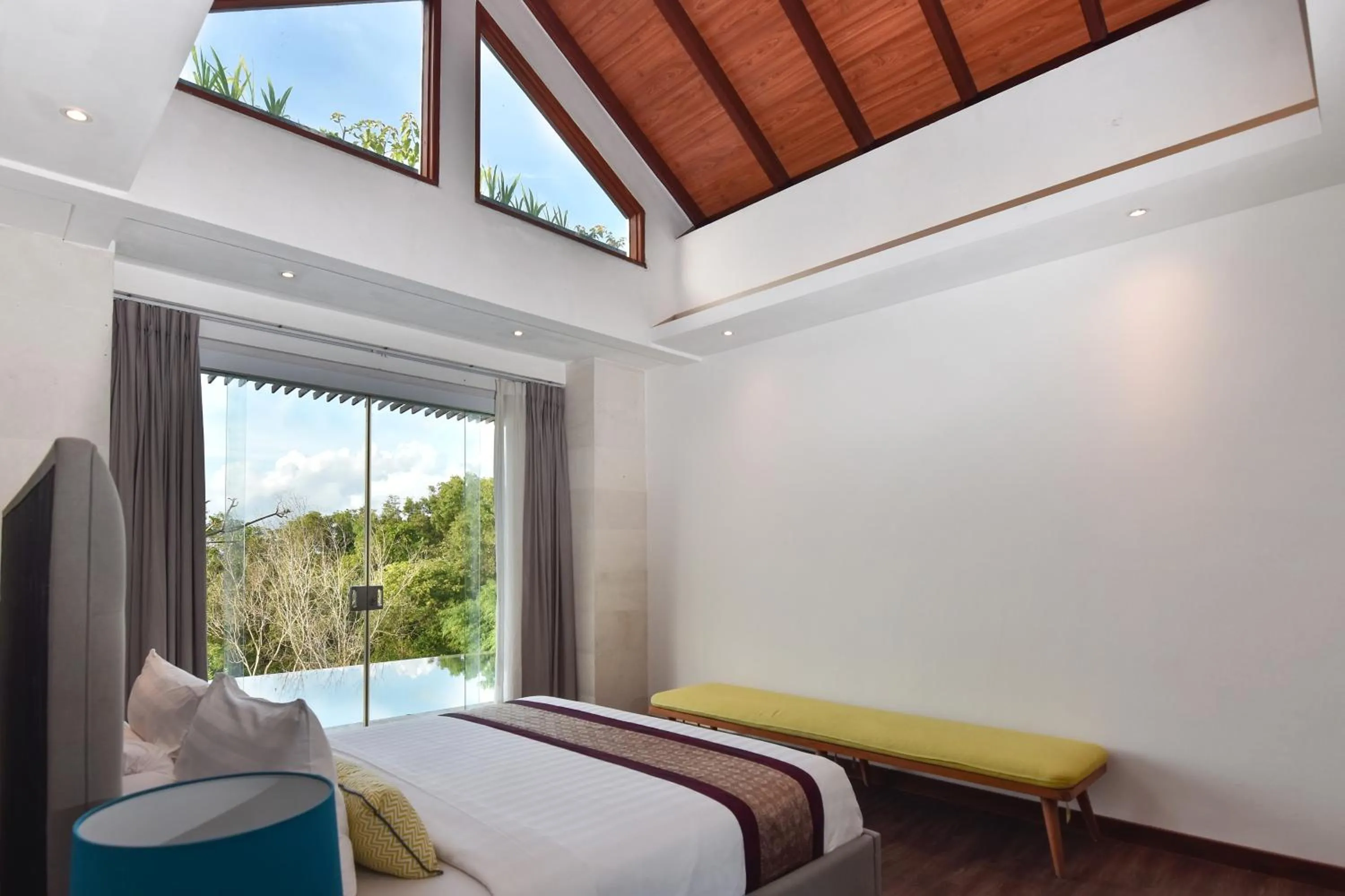 Bed in Moritz Palm Villa