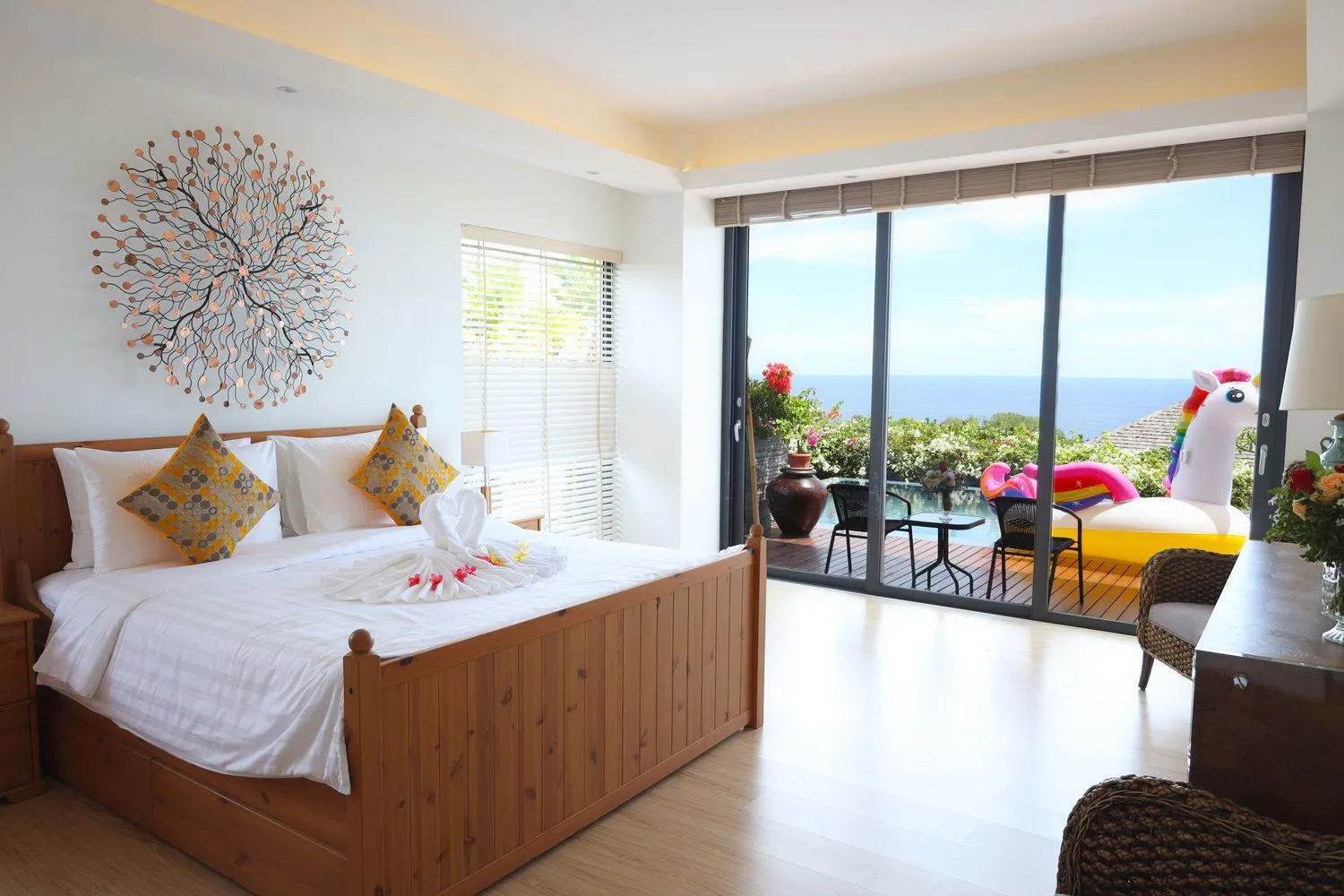 Bed in Moritz Palm Villa