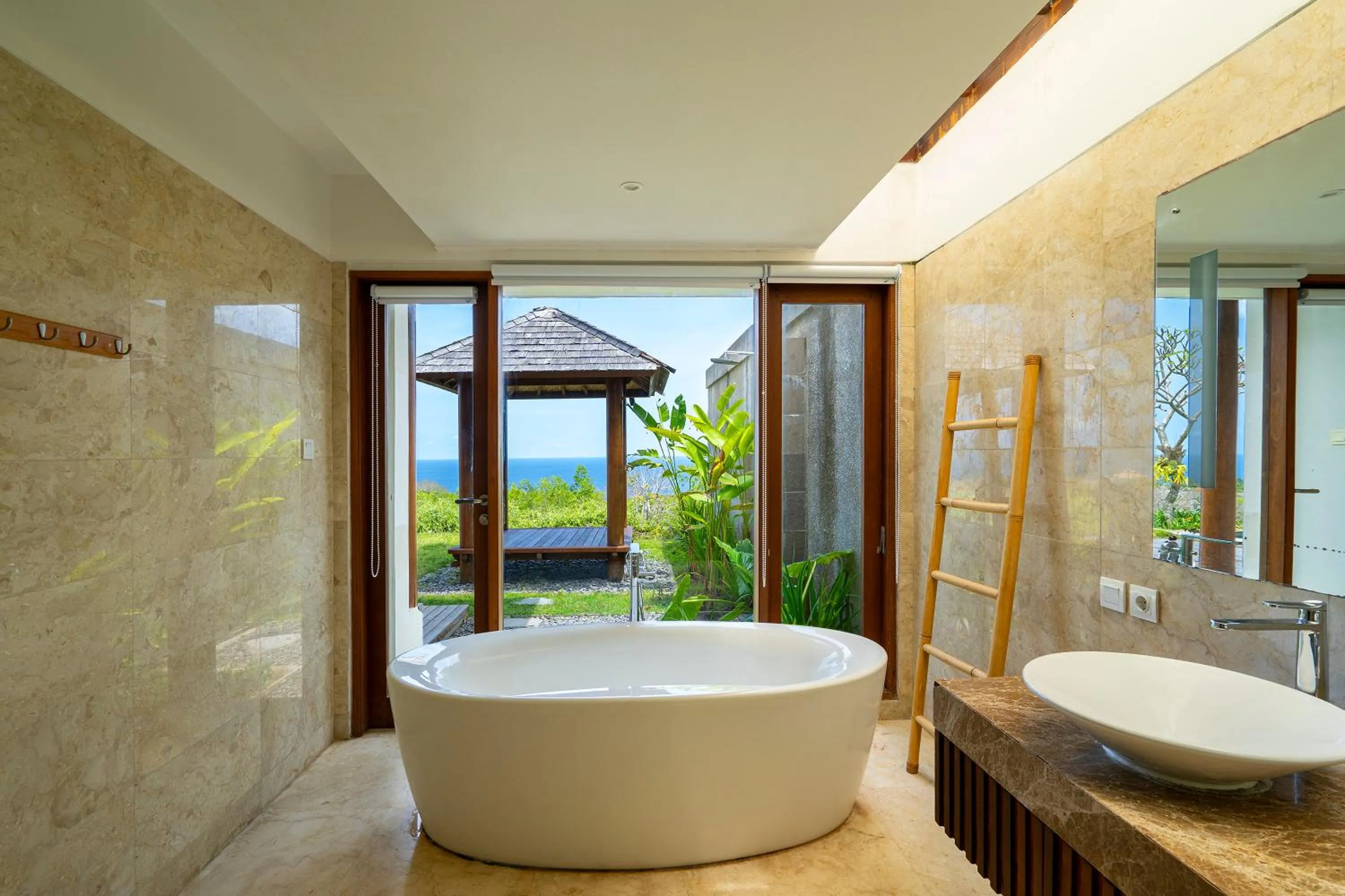 Bathroom in Moritz Palm Villa