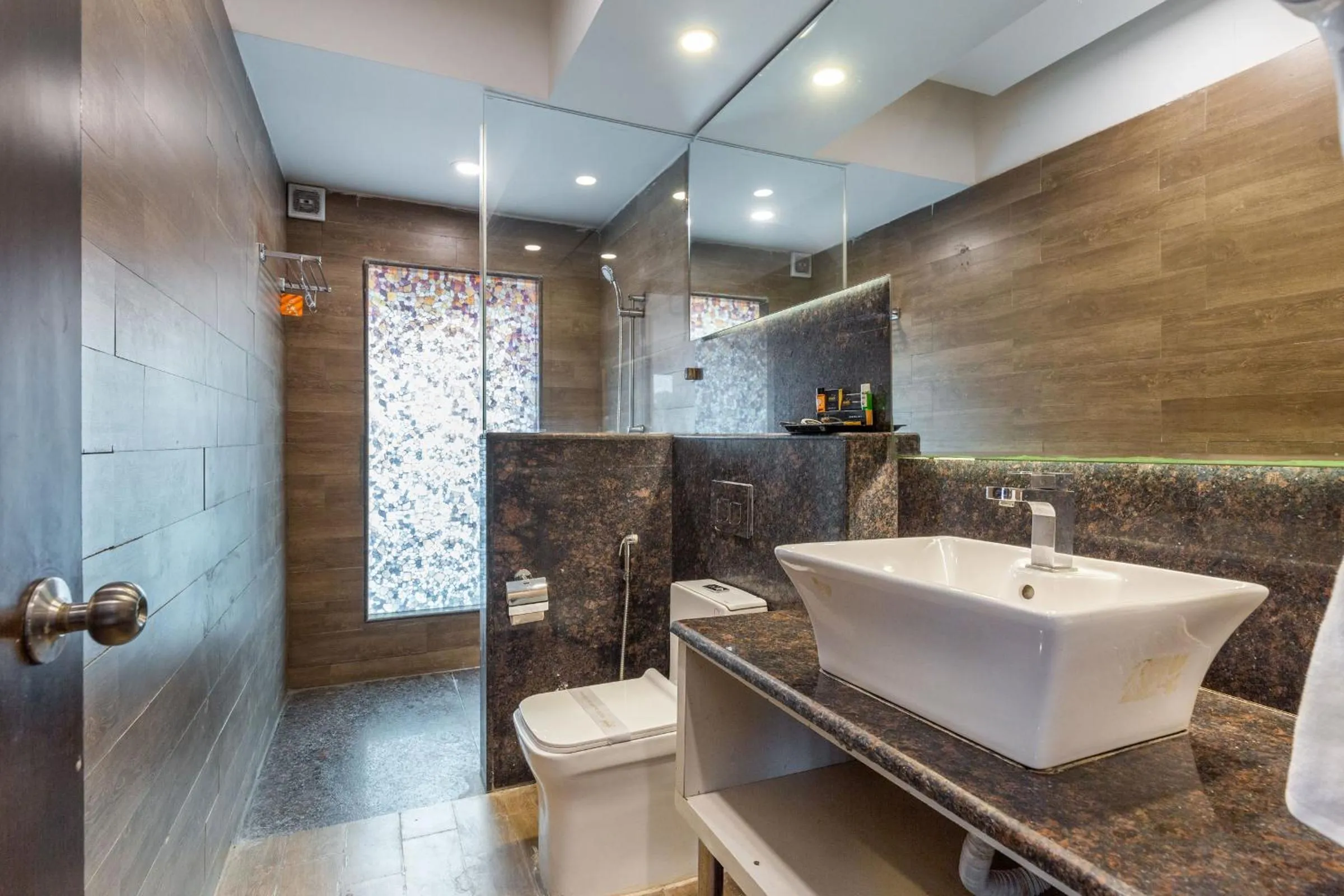 Bathroom in Amara Oceanfront Resort & Club Baga