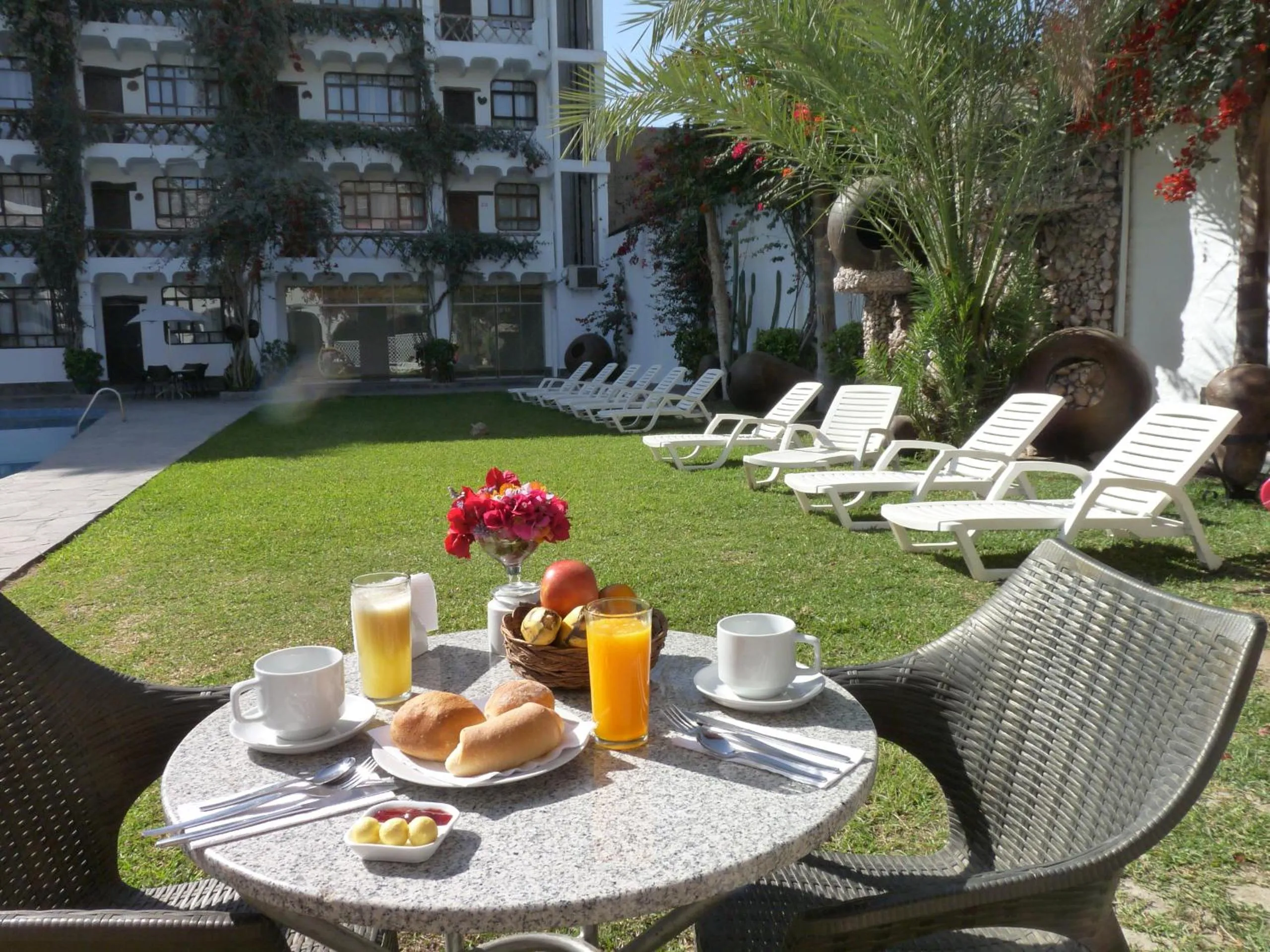 Breakfast in Hotel Sol de Ica