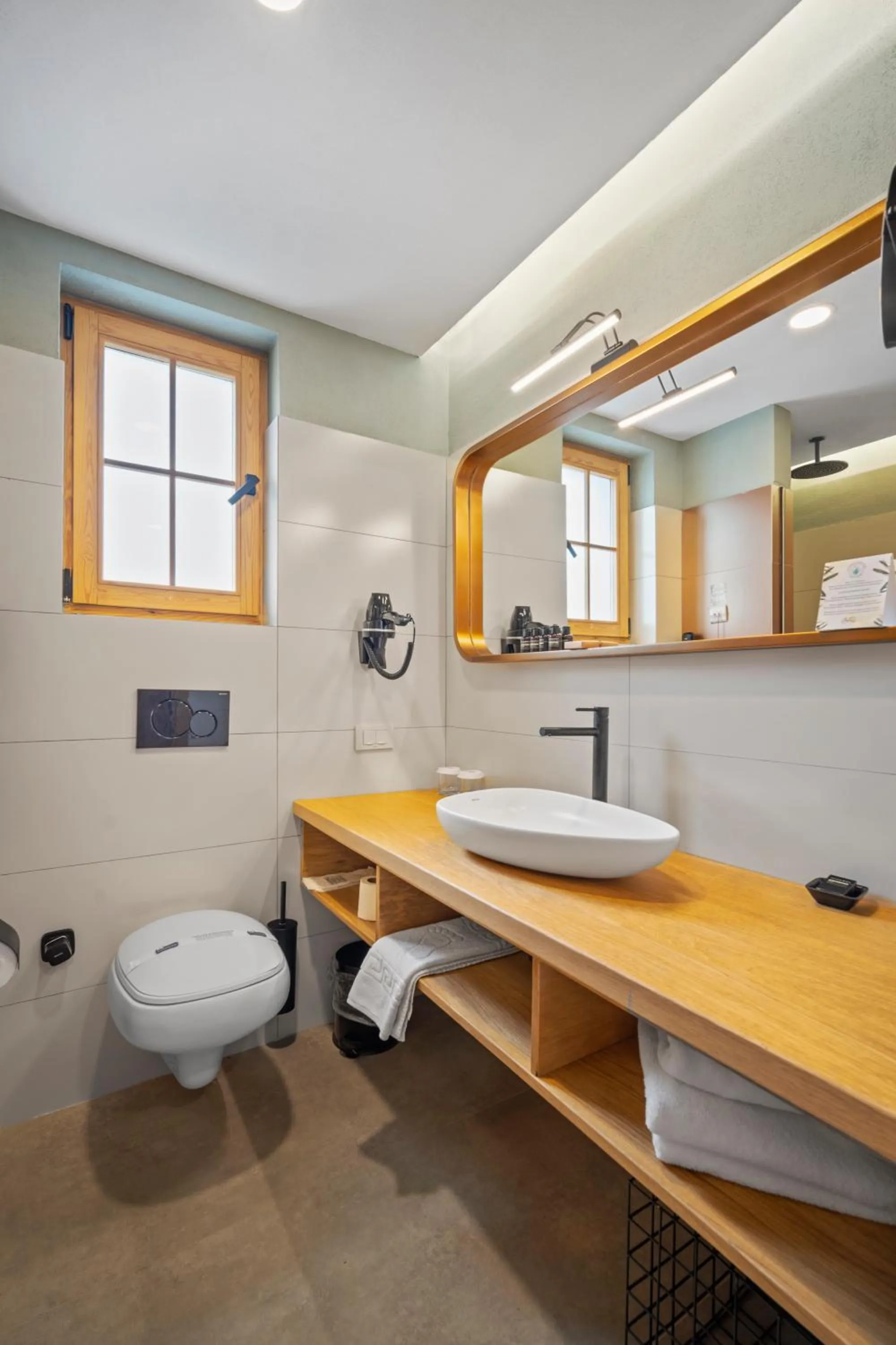 Bathroom in ZEYT INN HOTEL