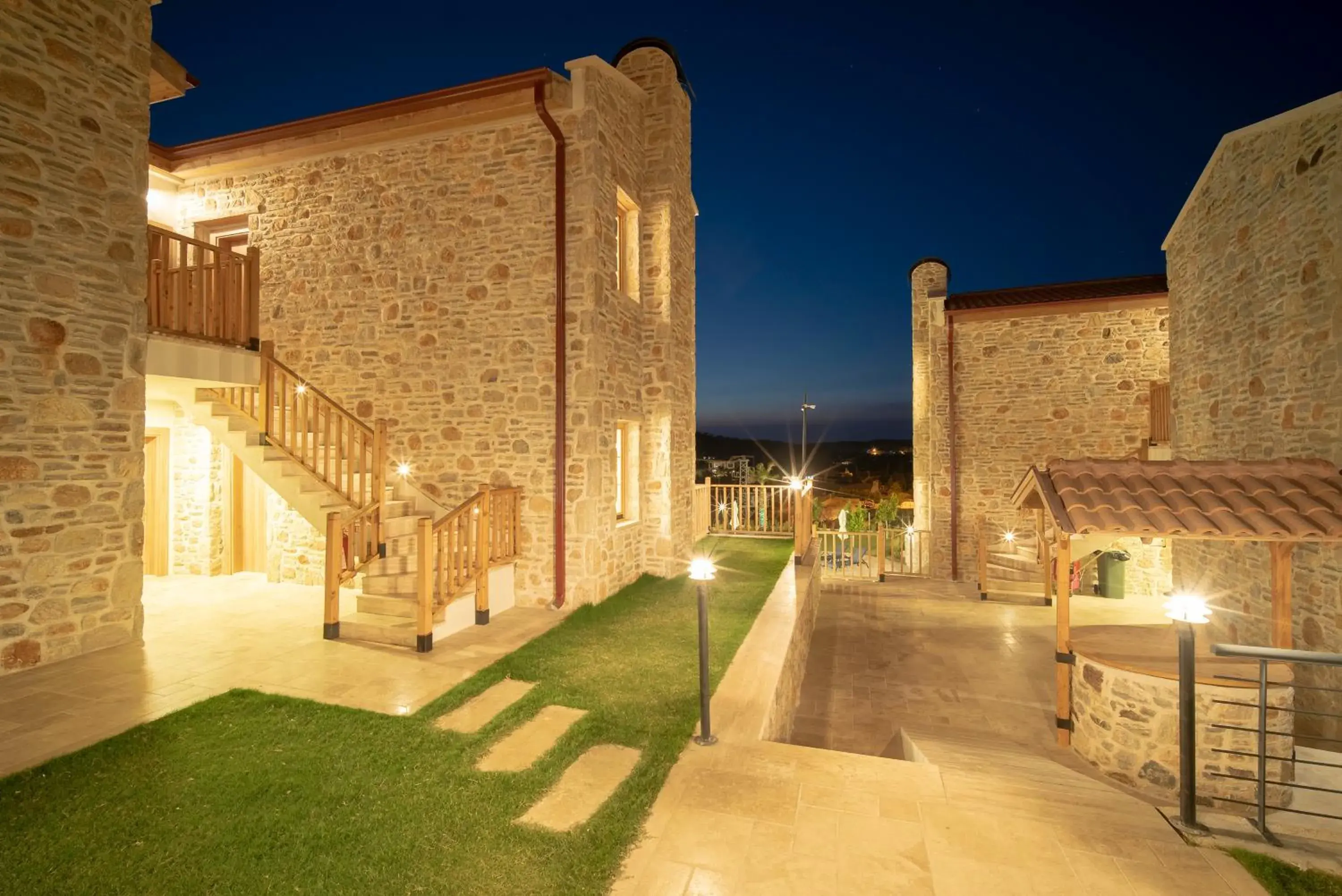 Property building in ZEYT INN HOTEL Property building in ZEYT INN HOTEL