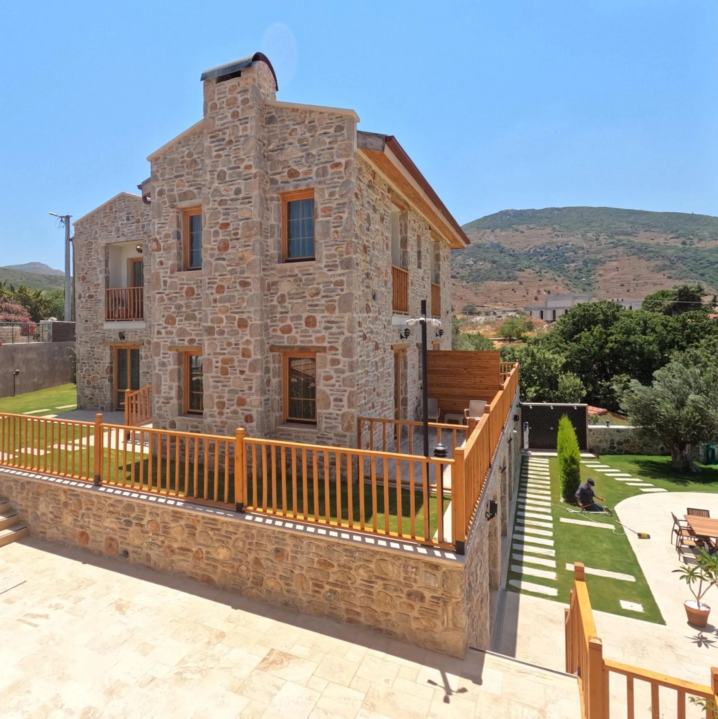 Property building in ZEYT INN HOTEL