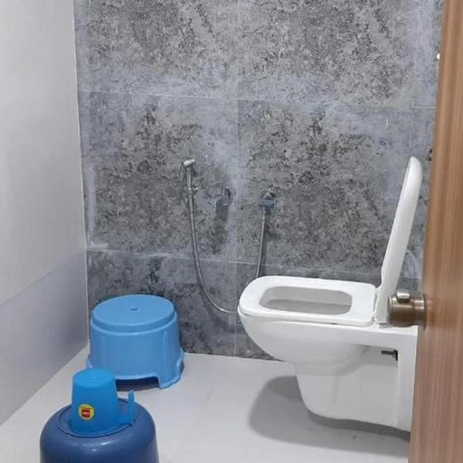 Bathroom in Hotel Mansarovar,Vadodara
