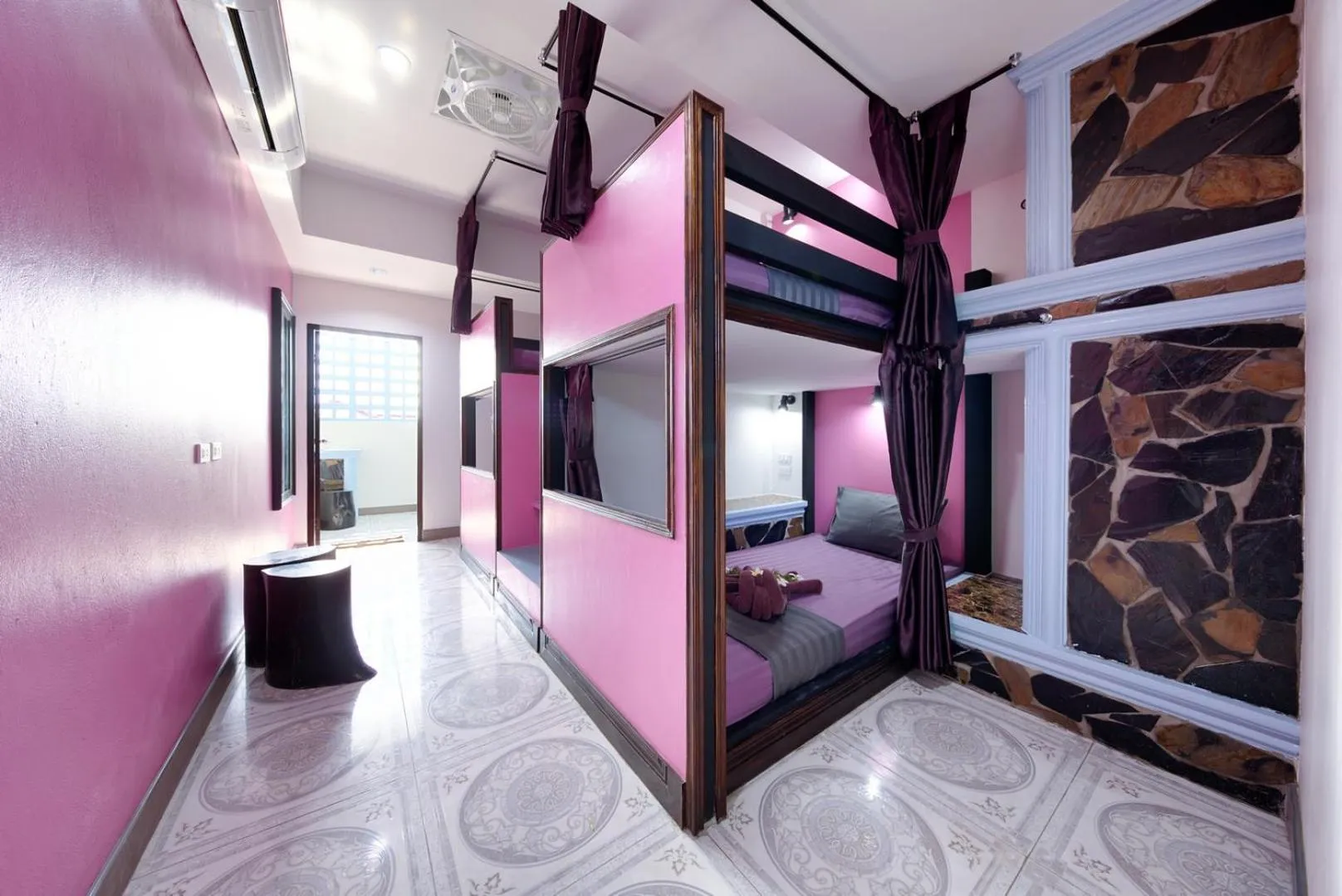 bunk bed, Bed in Kerton Hostel